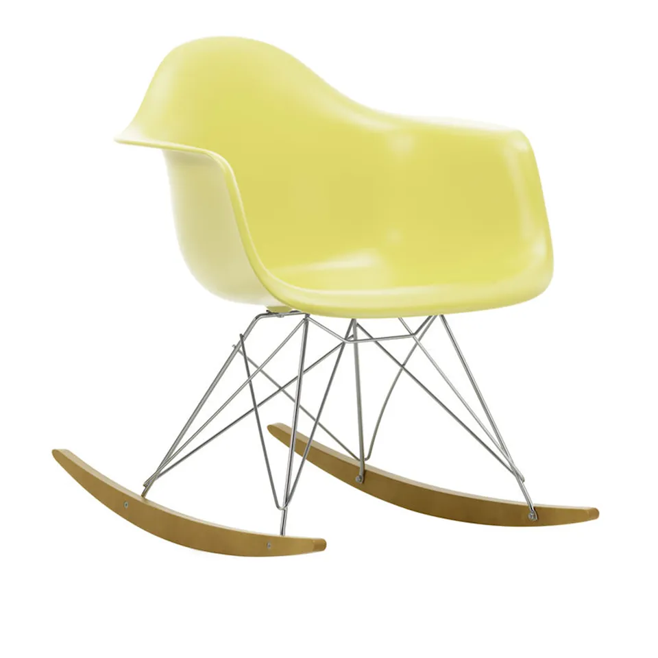 Eames RE Plastic Armchair RAR Chrome/Golden Maple