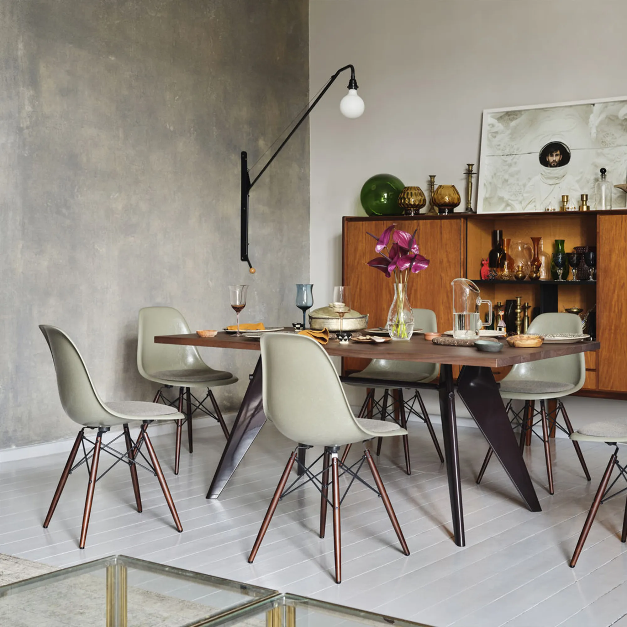 Eames Fiberglass Chair DSW - 2