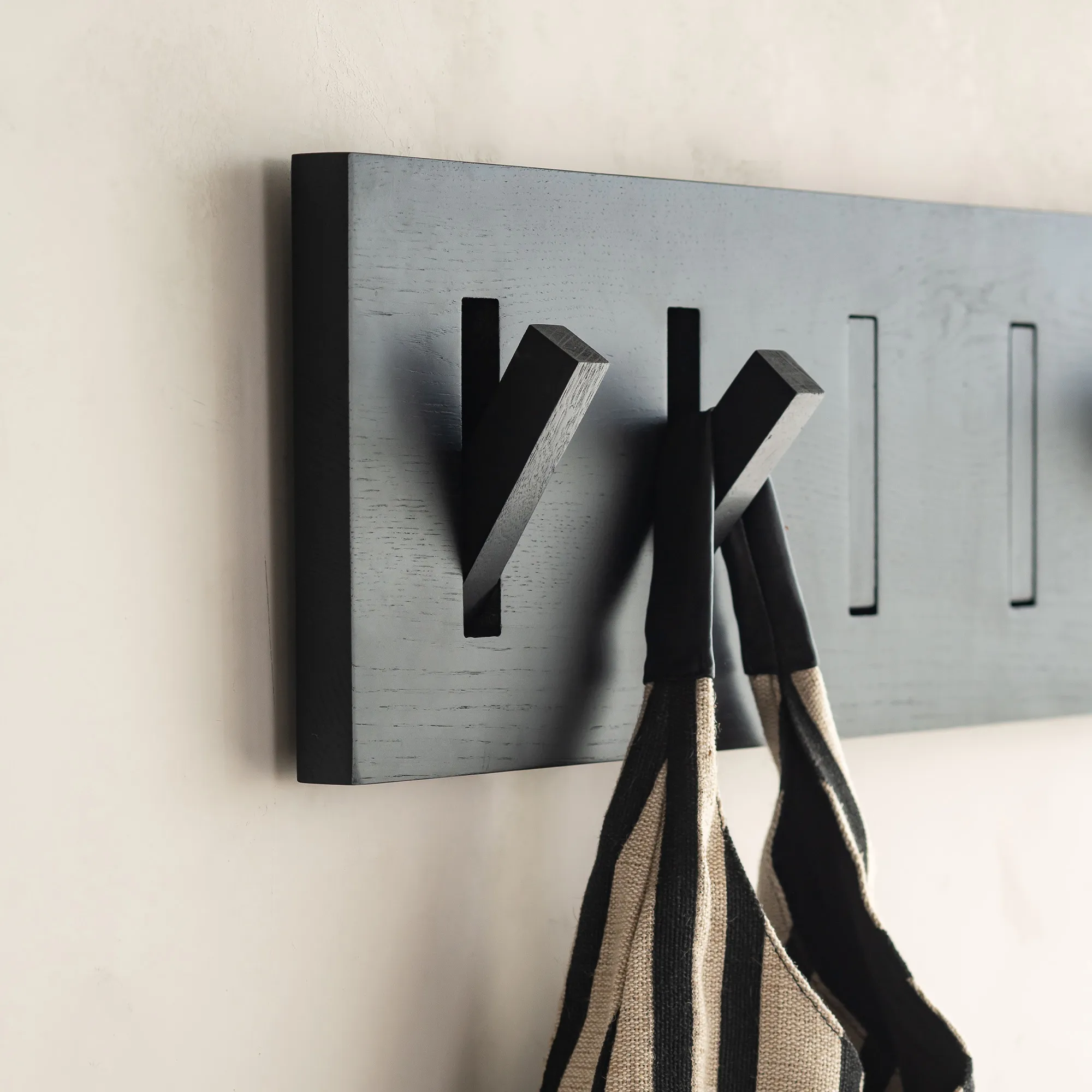 Utilitile Wall Hanger - 6