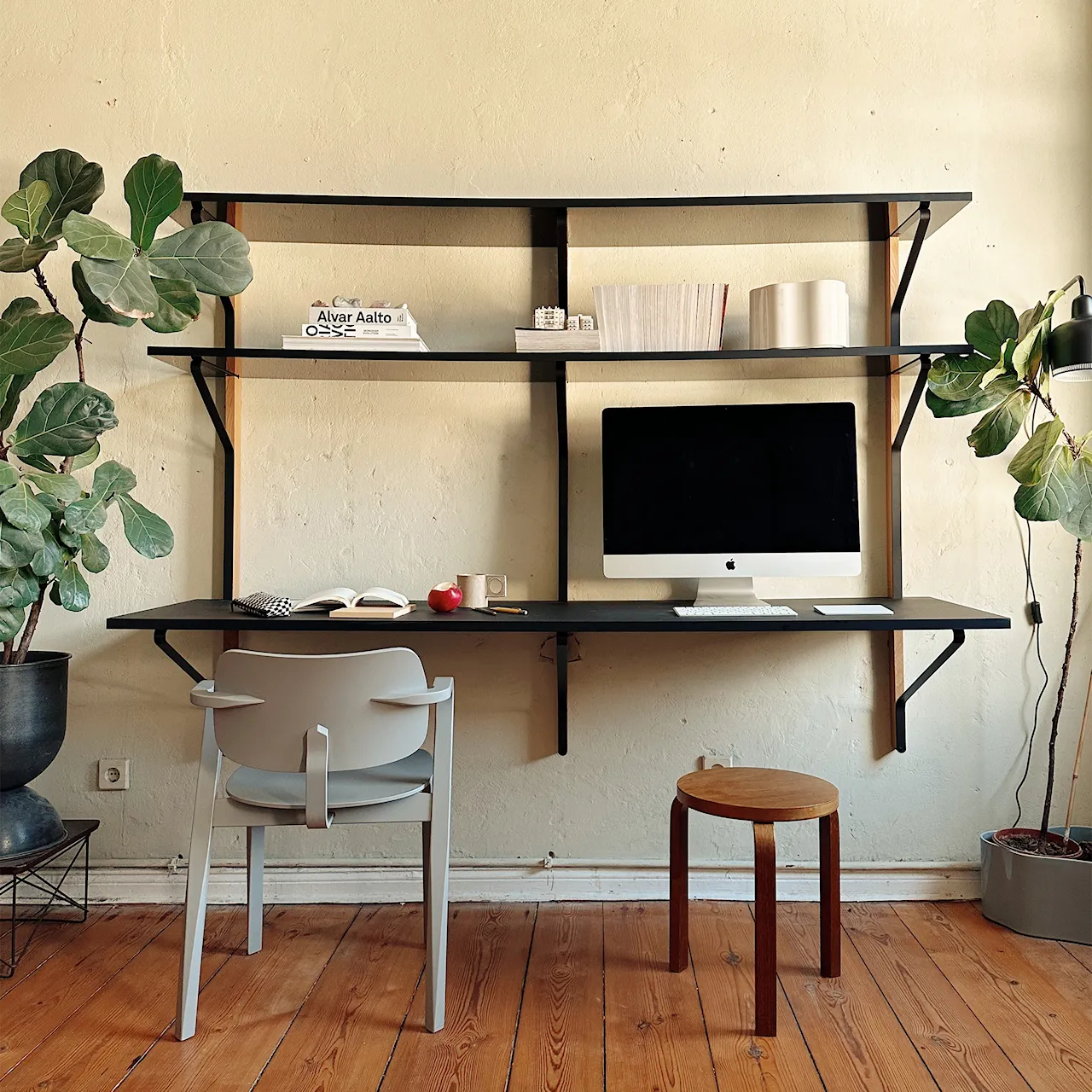 Kaari REB013 wandplank & bureau