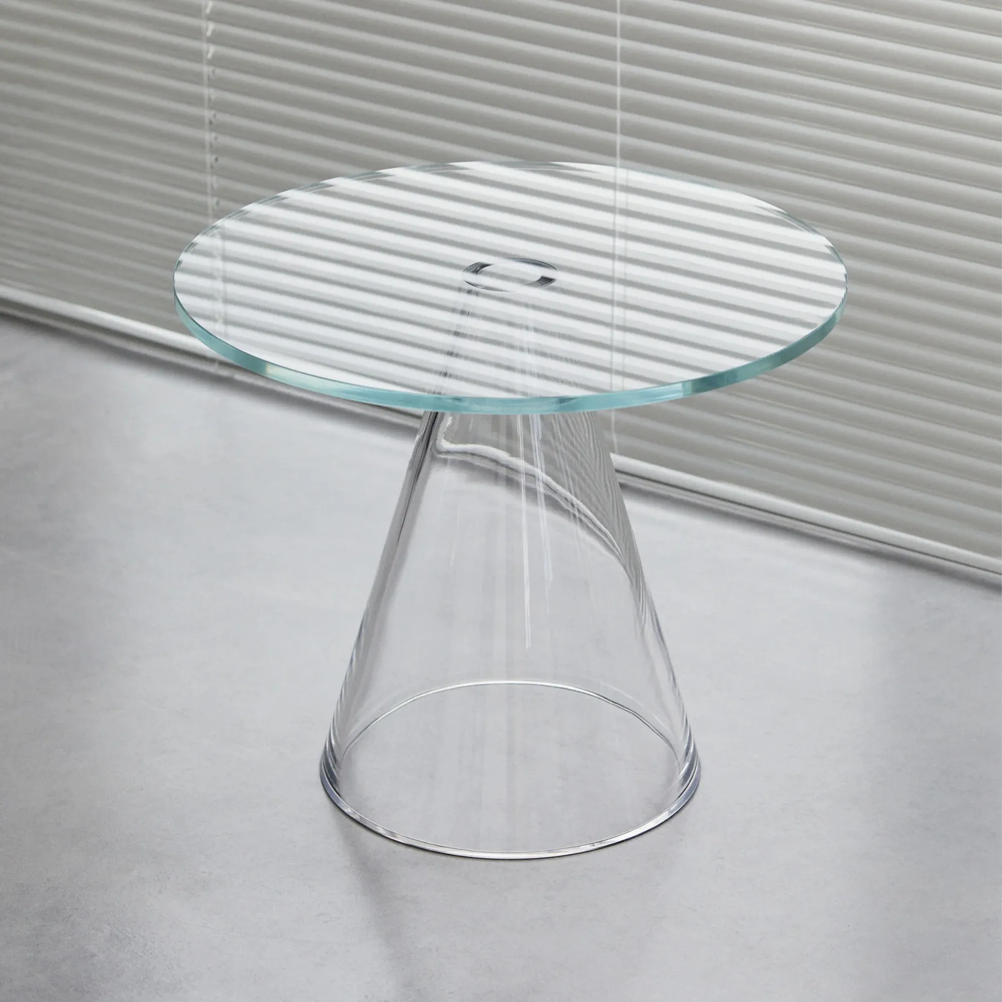 Sander Table SA-01 sivupöytä - 2