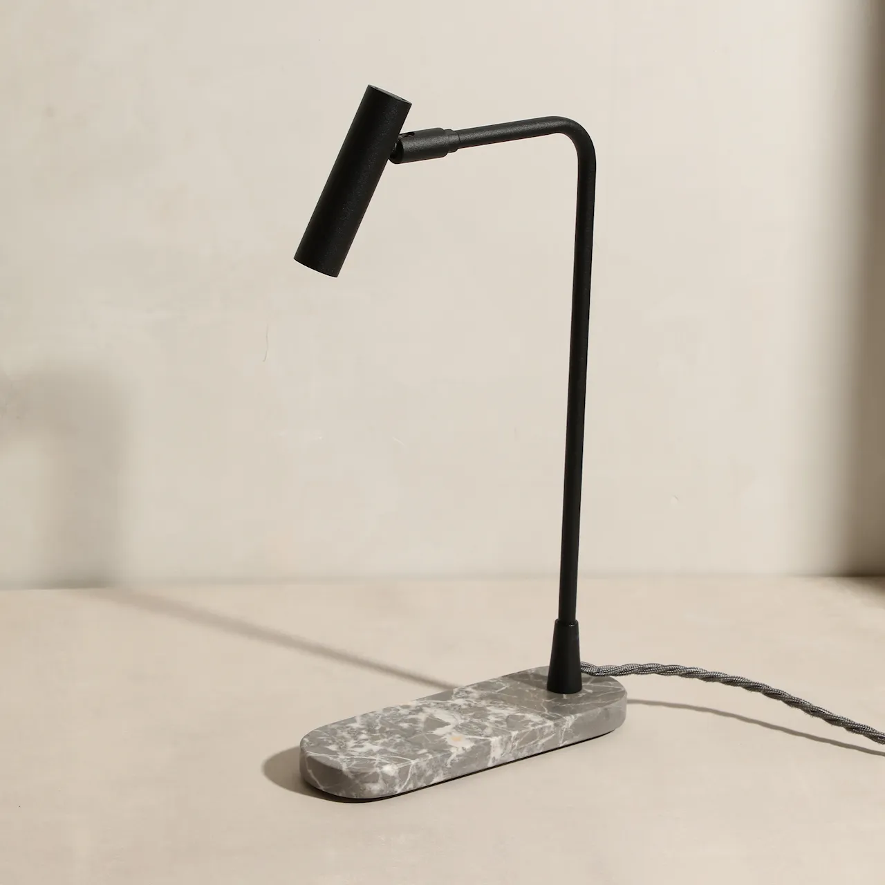 Book Table bordlampe