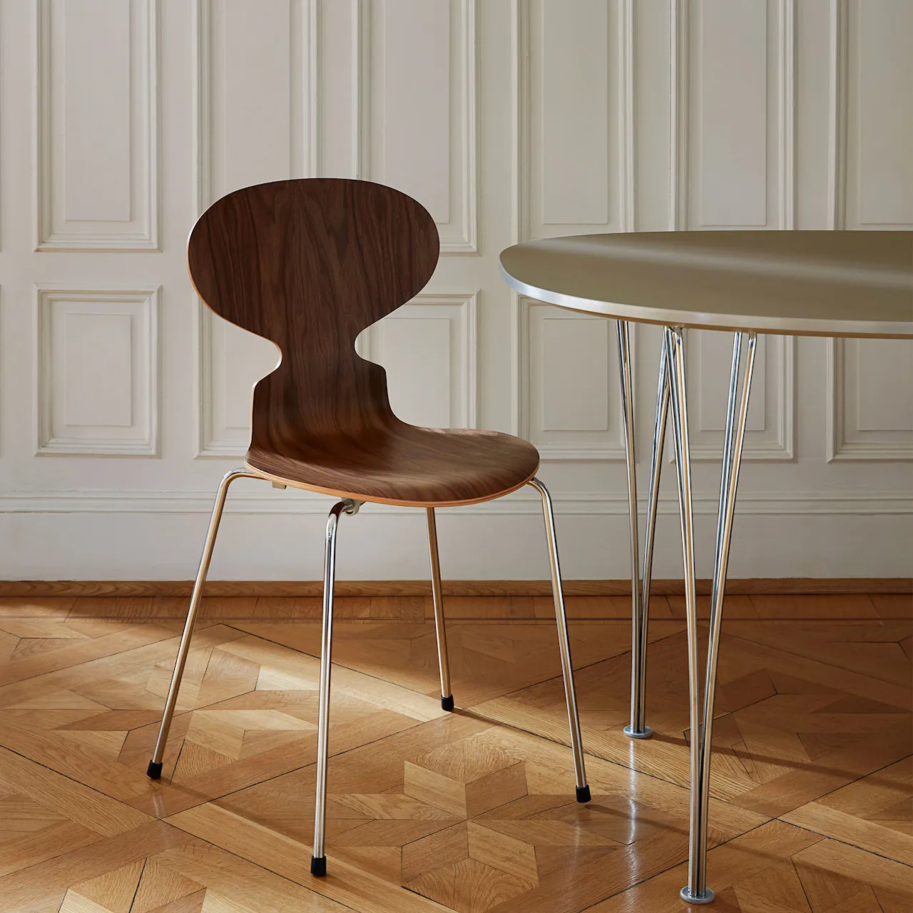 3101 Myren stol Clear Lacquered Veneer Chrome
