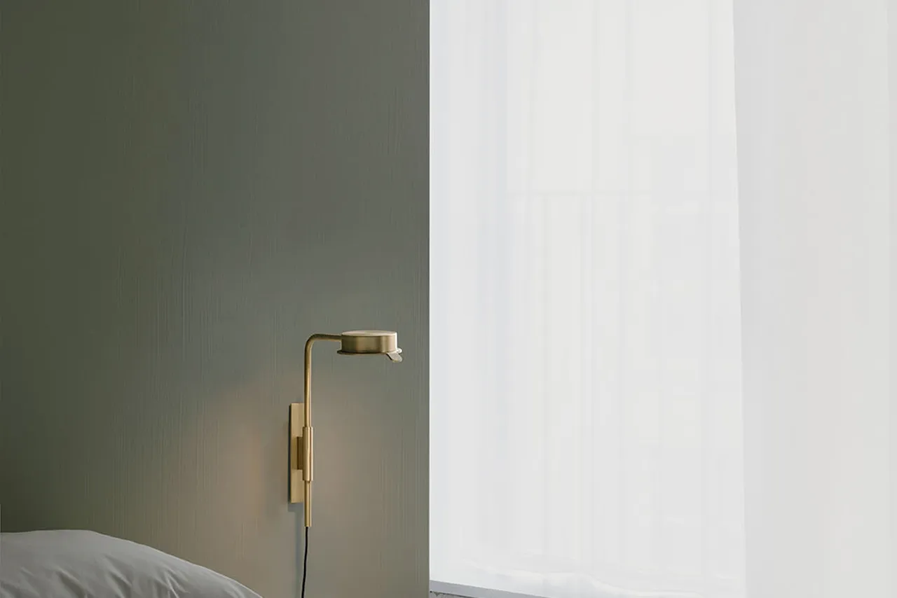 Chipperfield 102 Wall Lamp