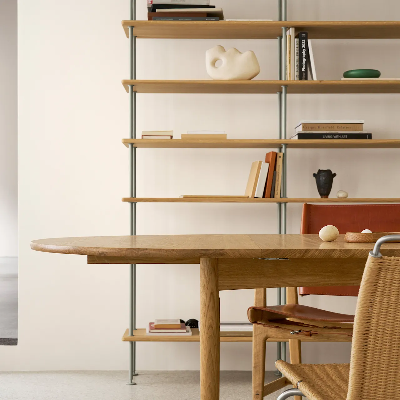BM0253 Shelving System 129 x 150 cm