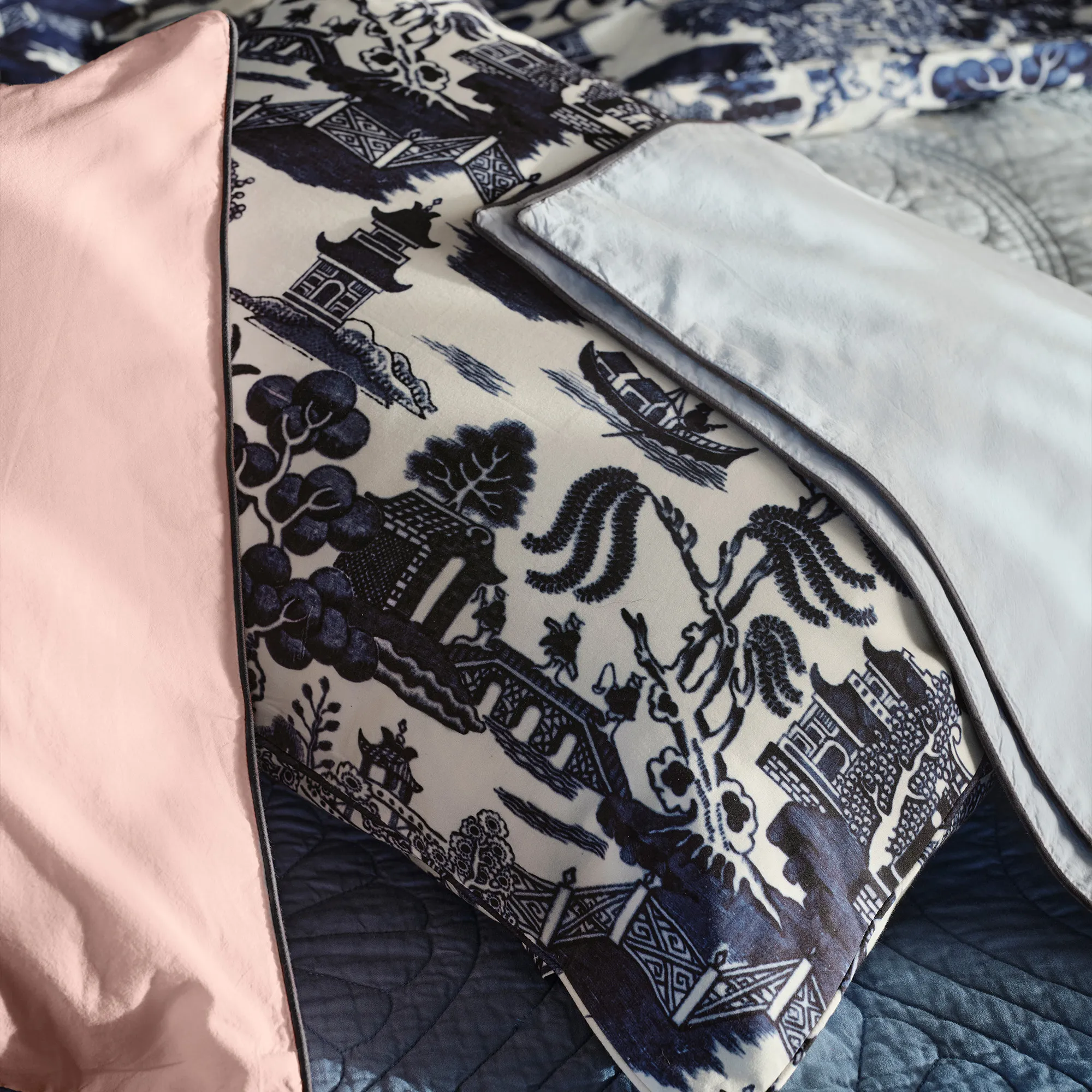 Powder Pink/Dark Blue tyynyliina - 5