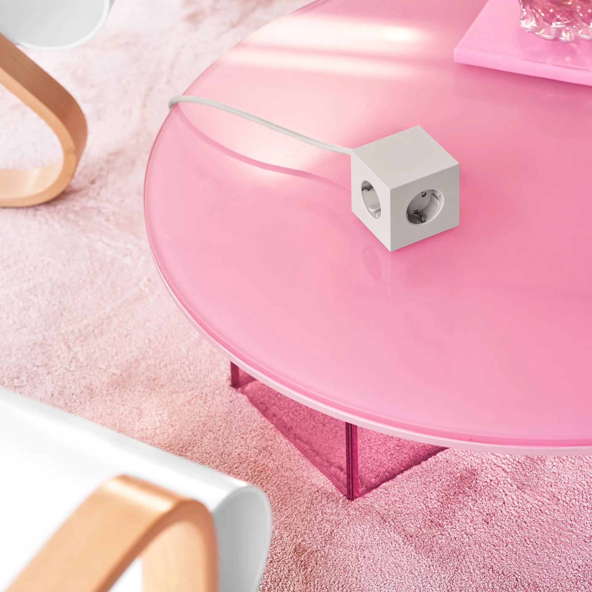 Square 1 - 30W Dual USB-C & Magnetic base - Avolt - NO GA