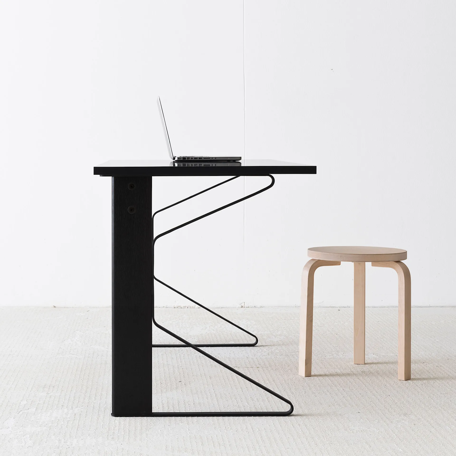 Kaari Desk REB 005 - Artek - Ronan & Erwan Bouroullec - NO GA