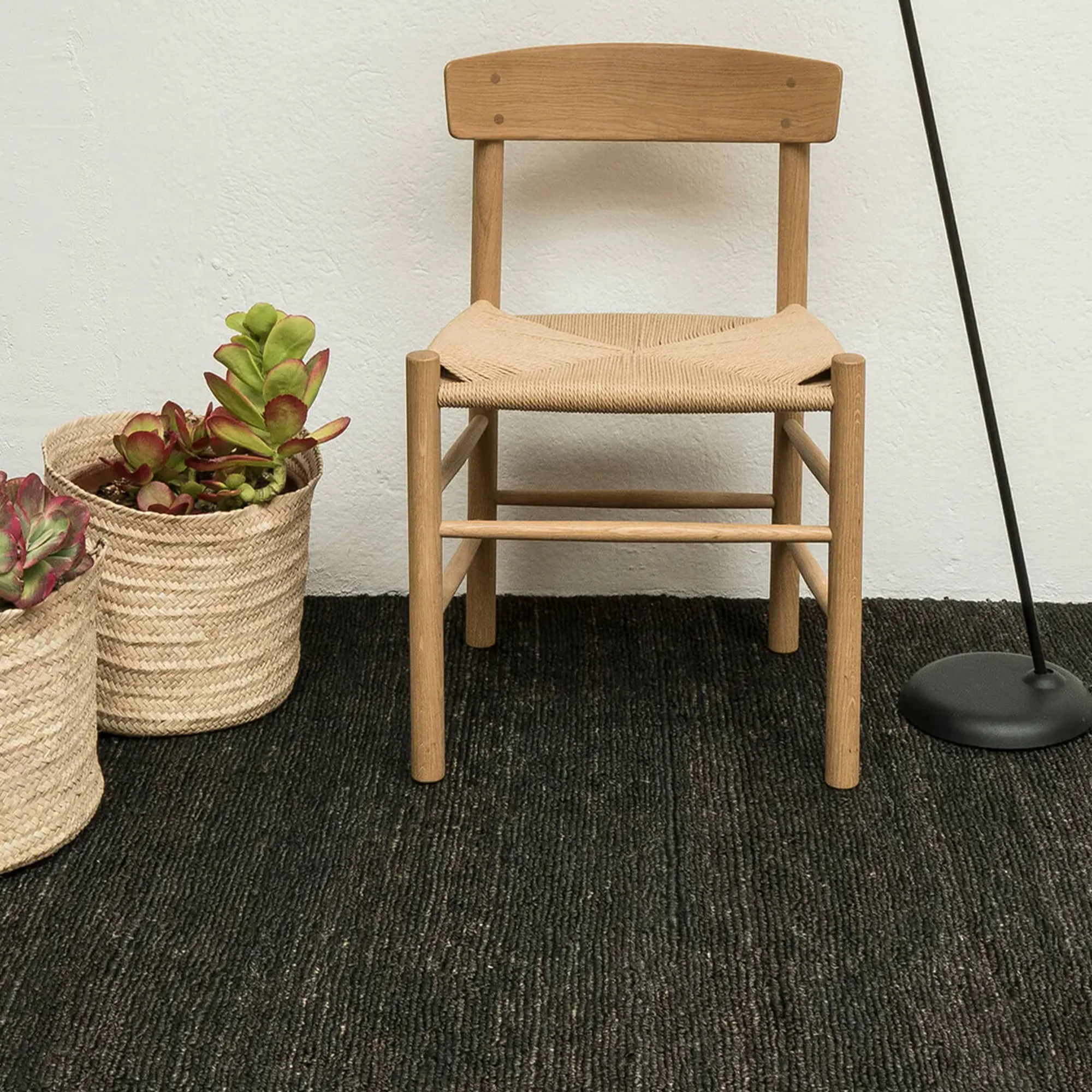 Earth Black Rug - 2