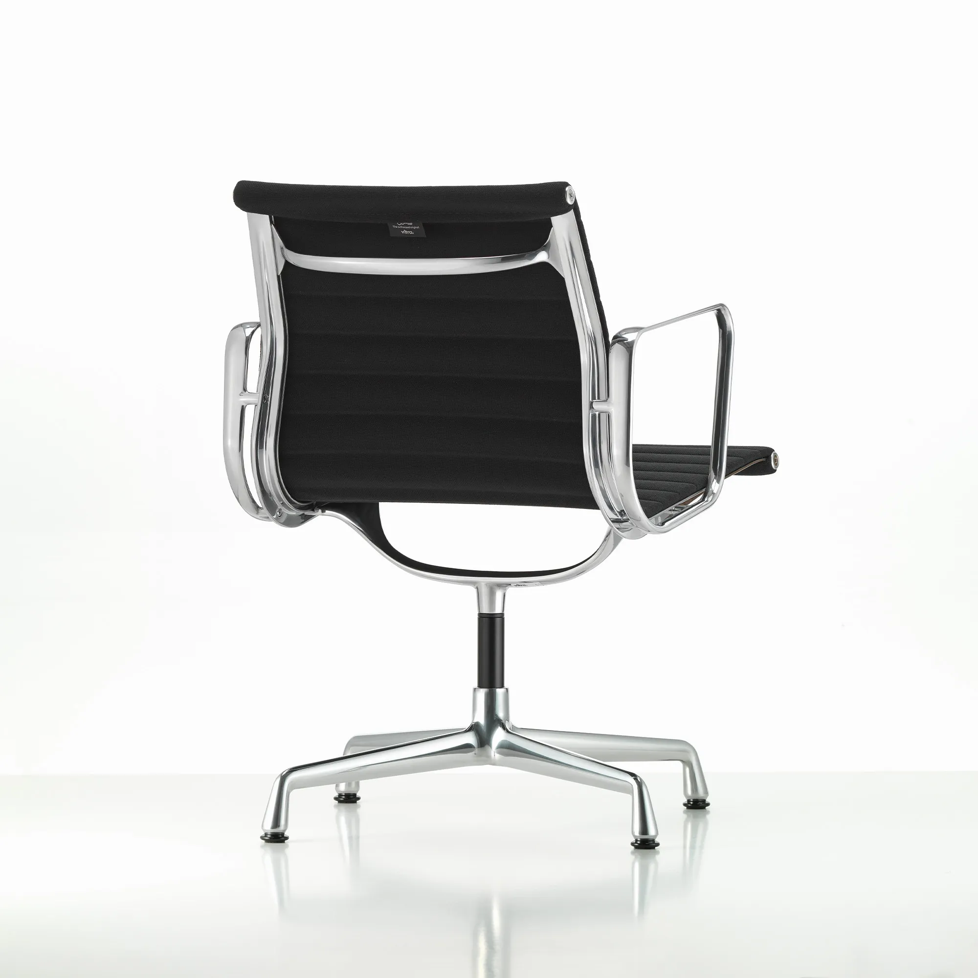 EA 108 Aluminium Chair - 14