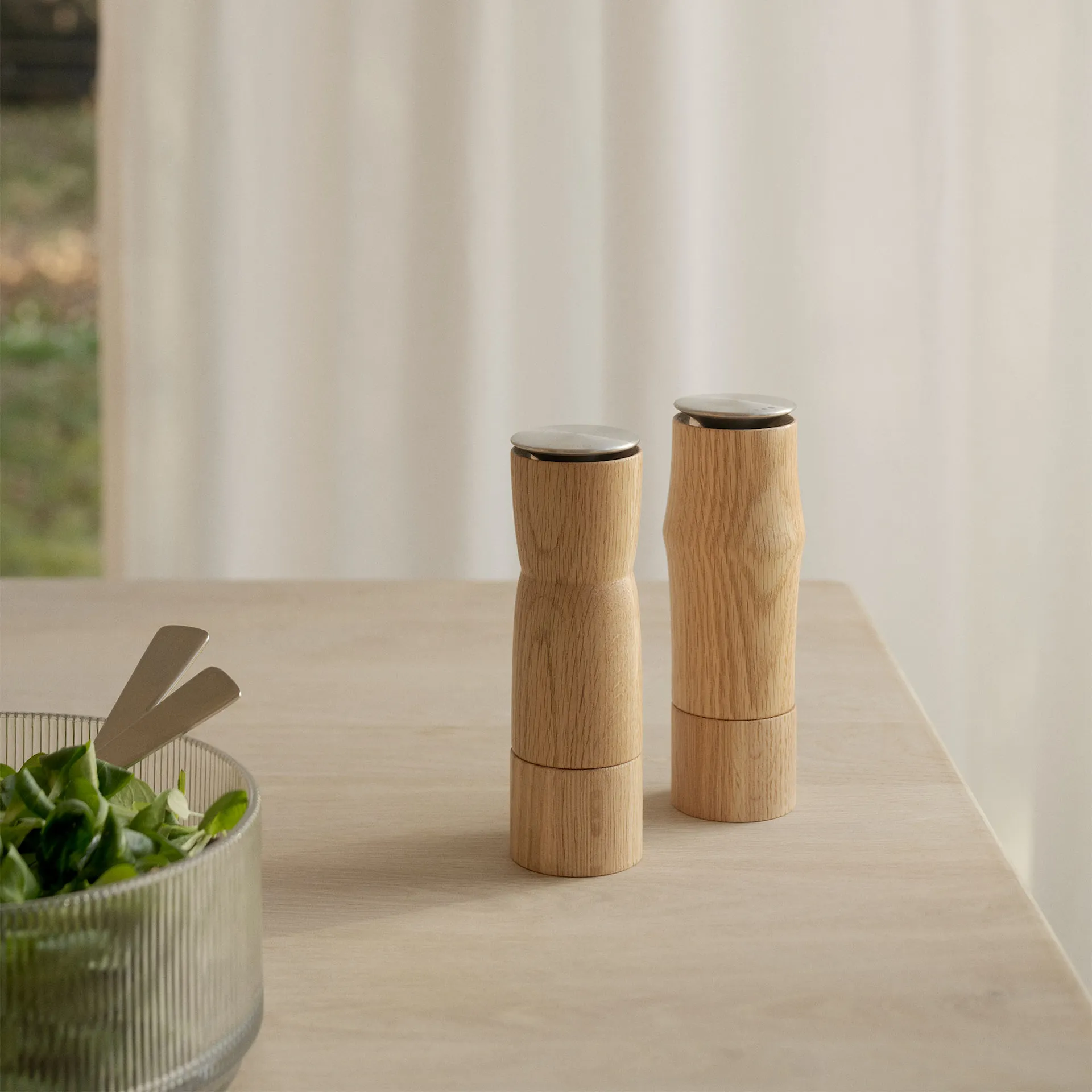 Storm Salt and Pepper Mill Set 2 pcs Oak - Stelton - NO GA