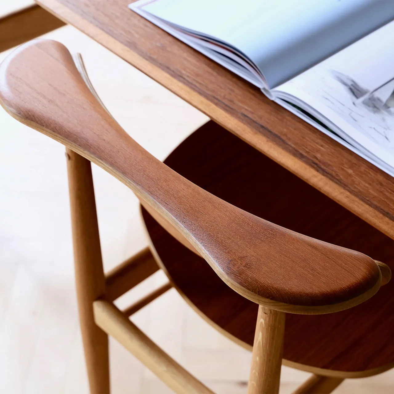 Reading stol - Veneer Seat