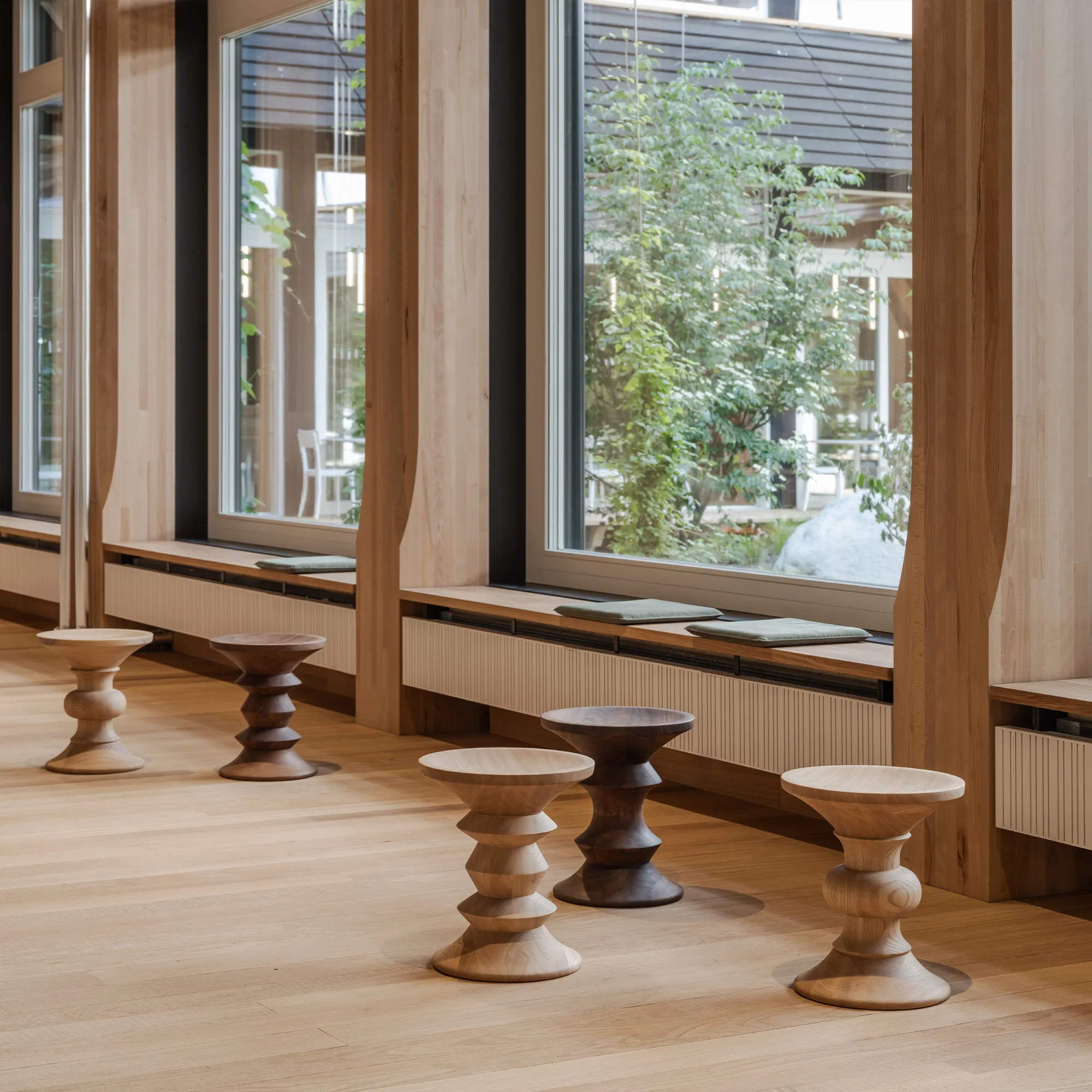 Eames Stool jakkara - 13