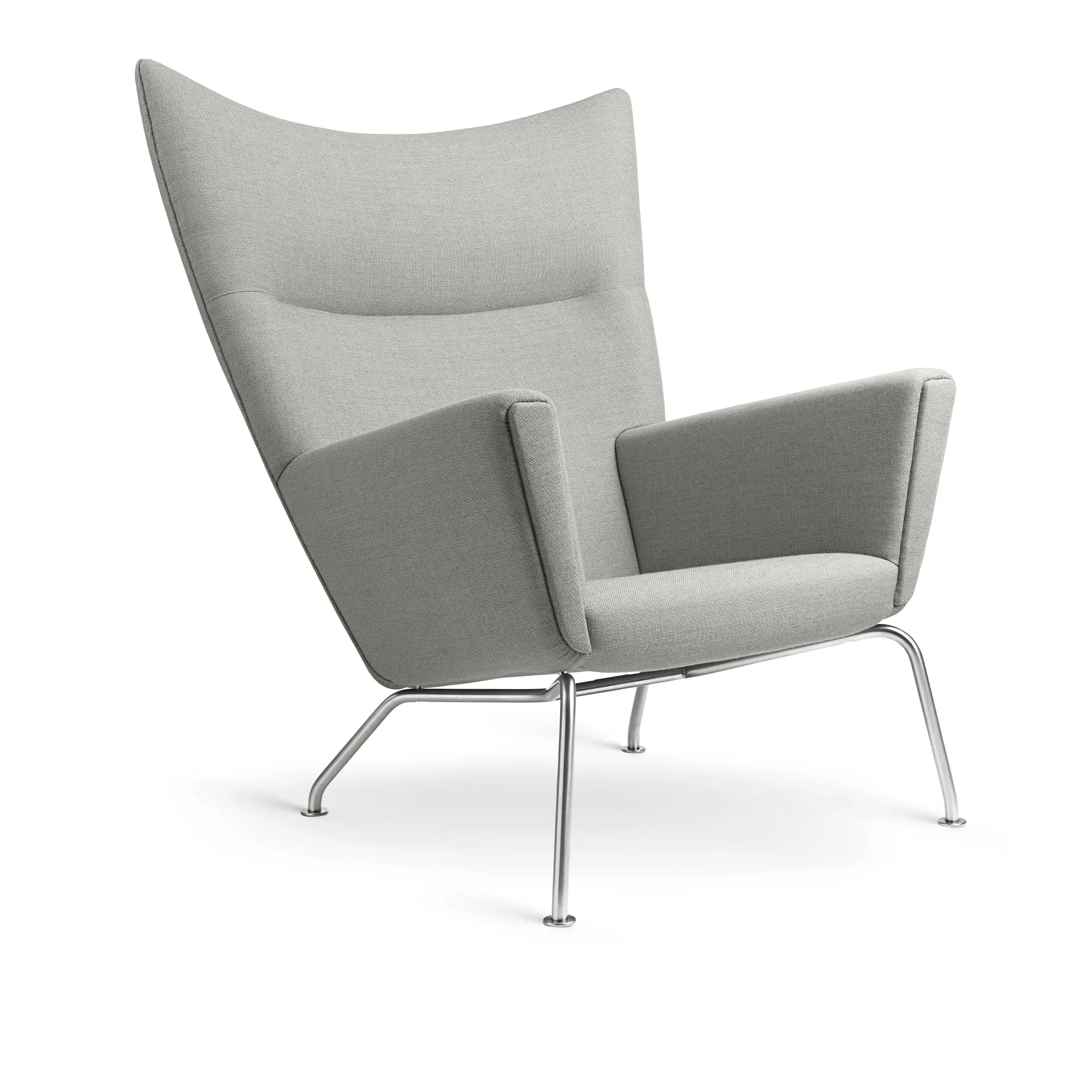 CH445 Wing Lounge Chair - 1