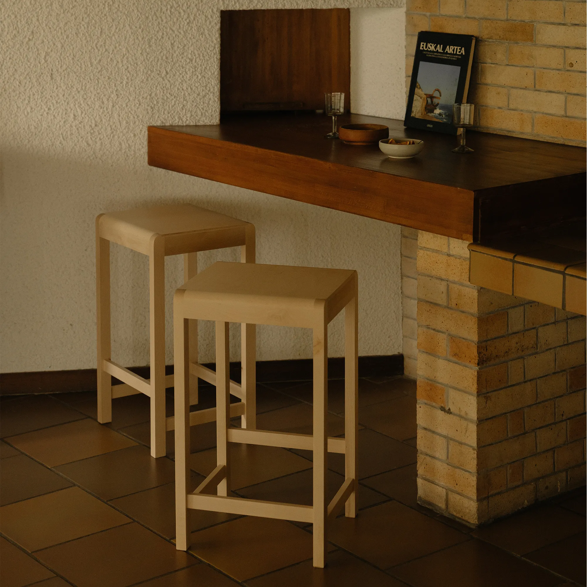 Stool 01 baarijakkara - 9