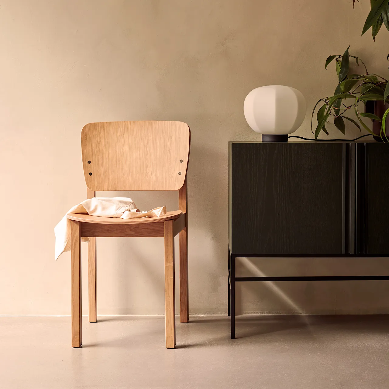 Persimon Table Lamp