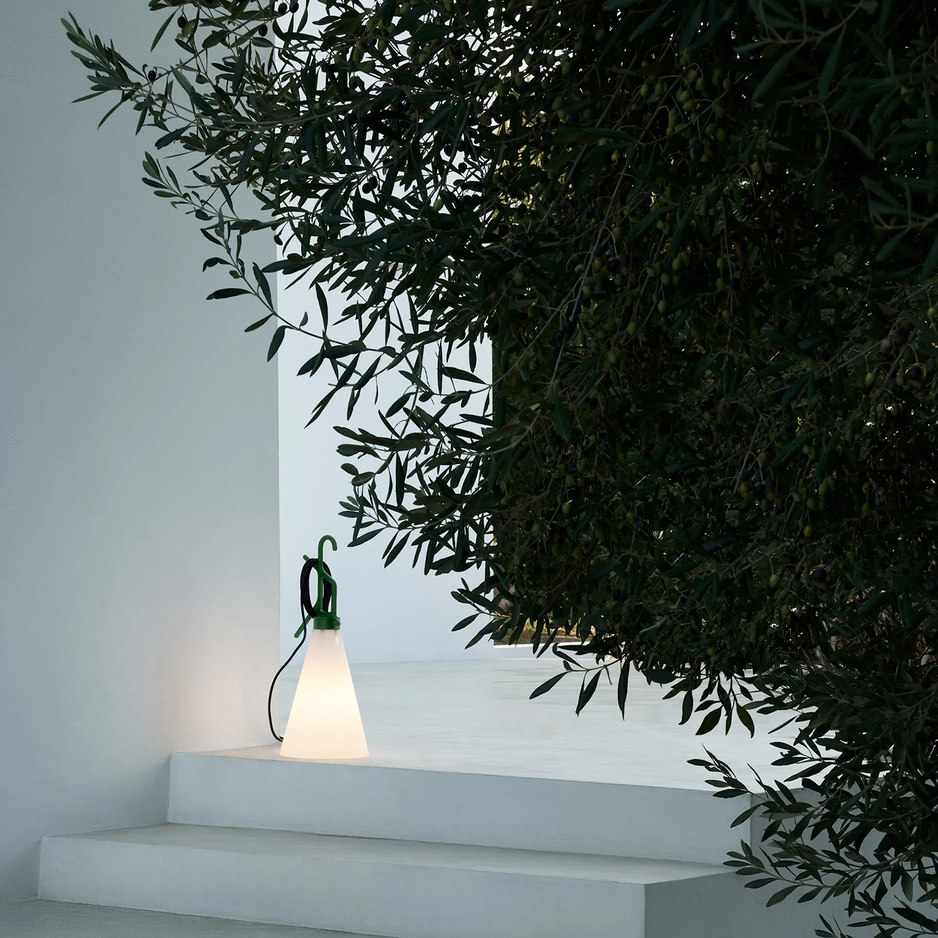 Mayday Outdoor - Flos - Konstantin Grcic - NO GA