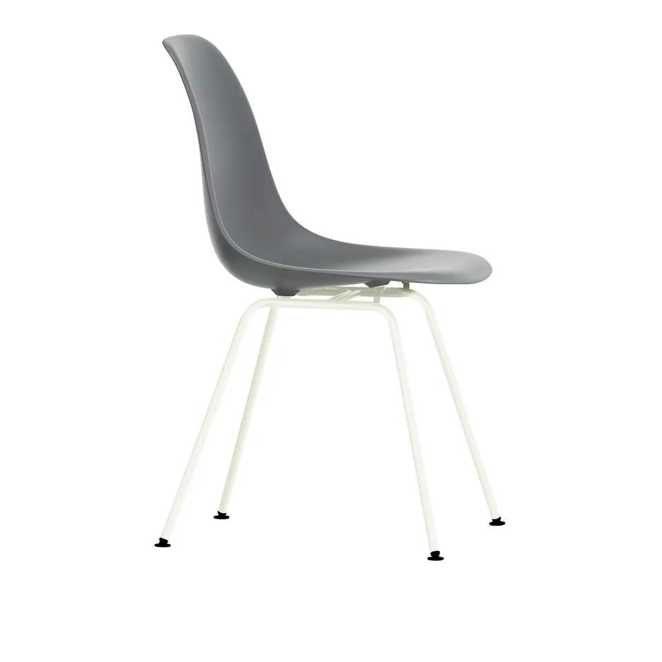 Eames RE Plastic Chair DSX tuoli White