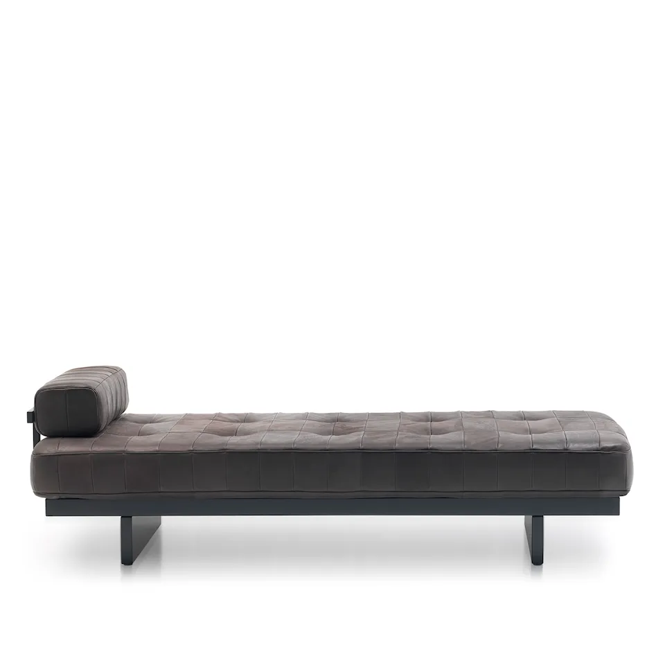 DS-80 Daybed