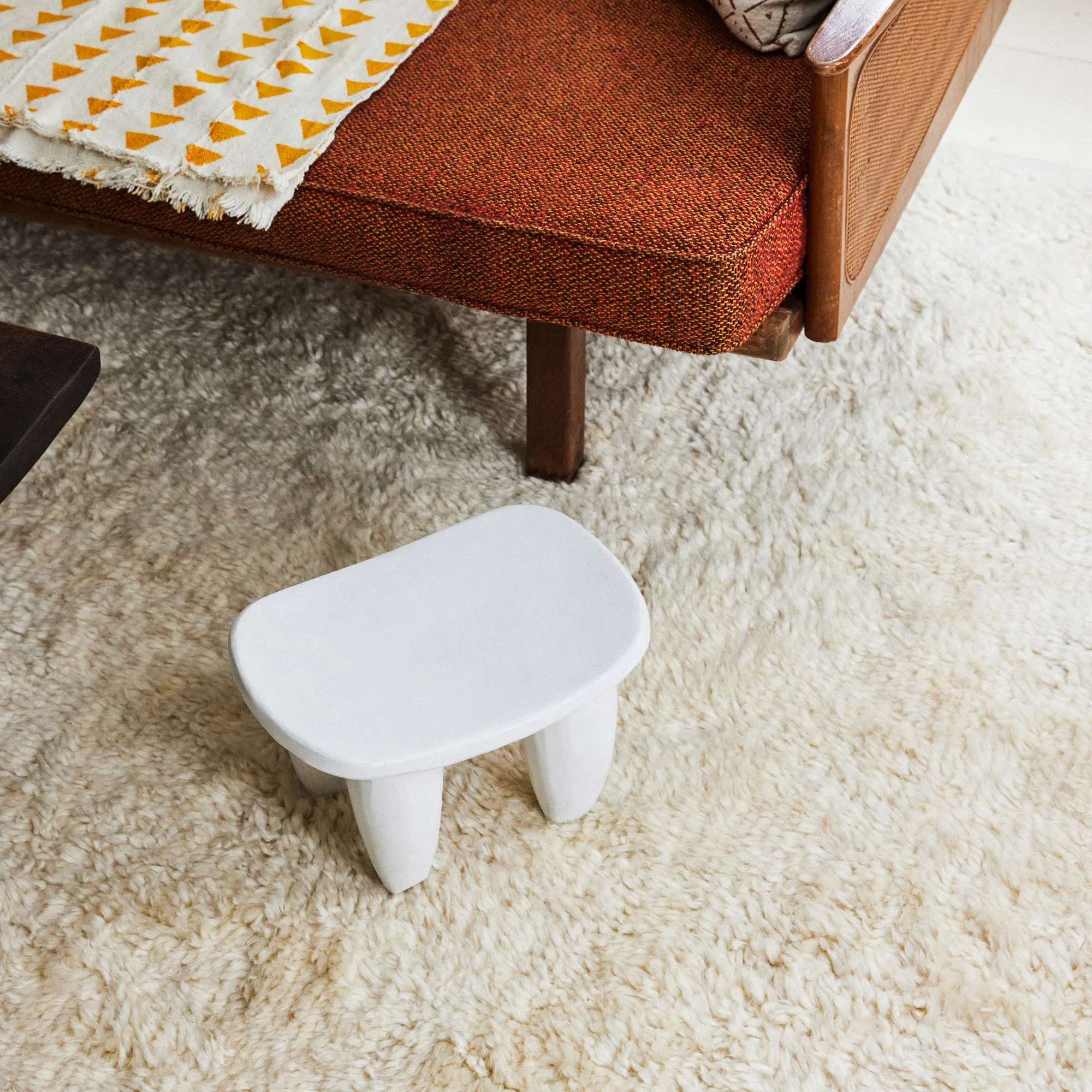 Fields Dusty White Wool Rug - 9