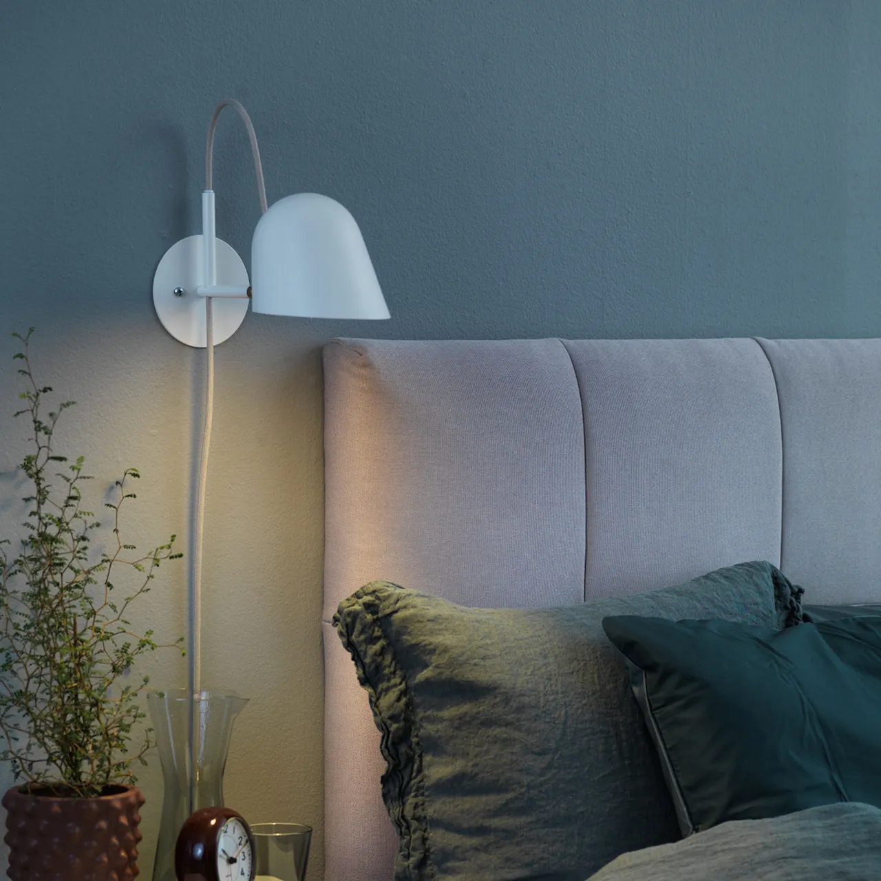 Streck Wall Lamp