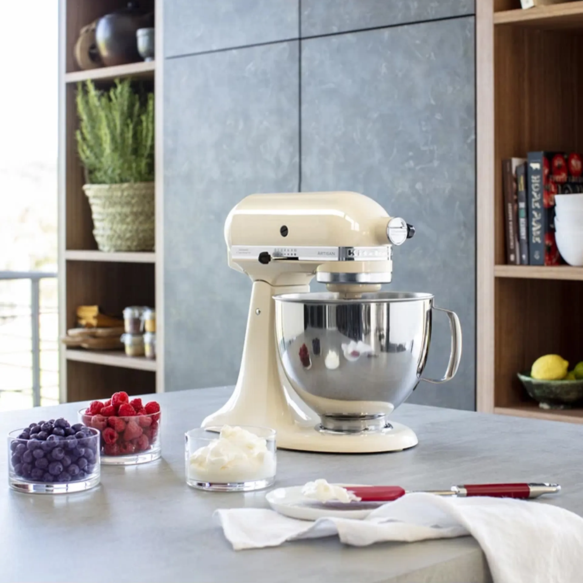 Kitchenaid artisan mixer almond cream best sale