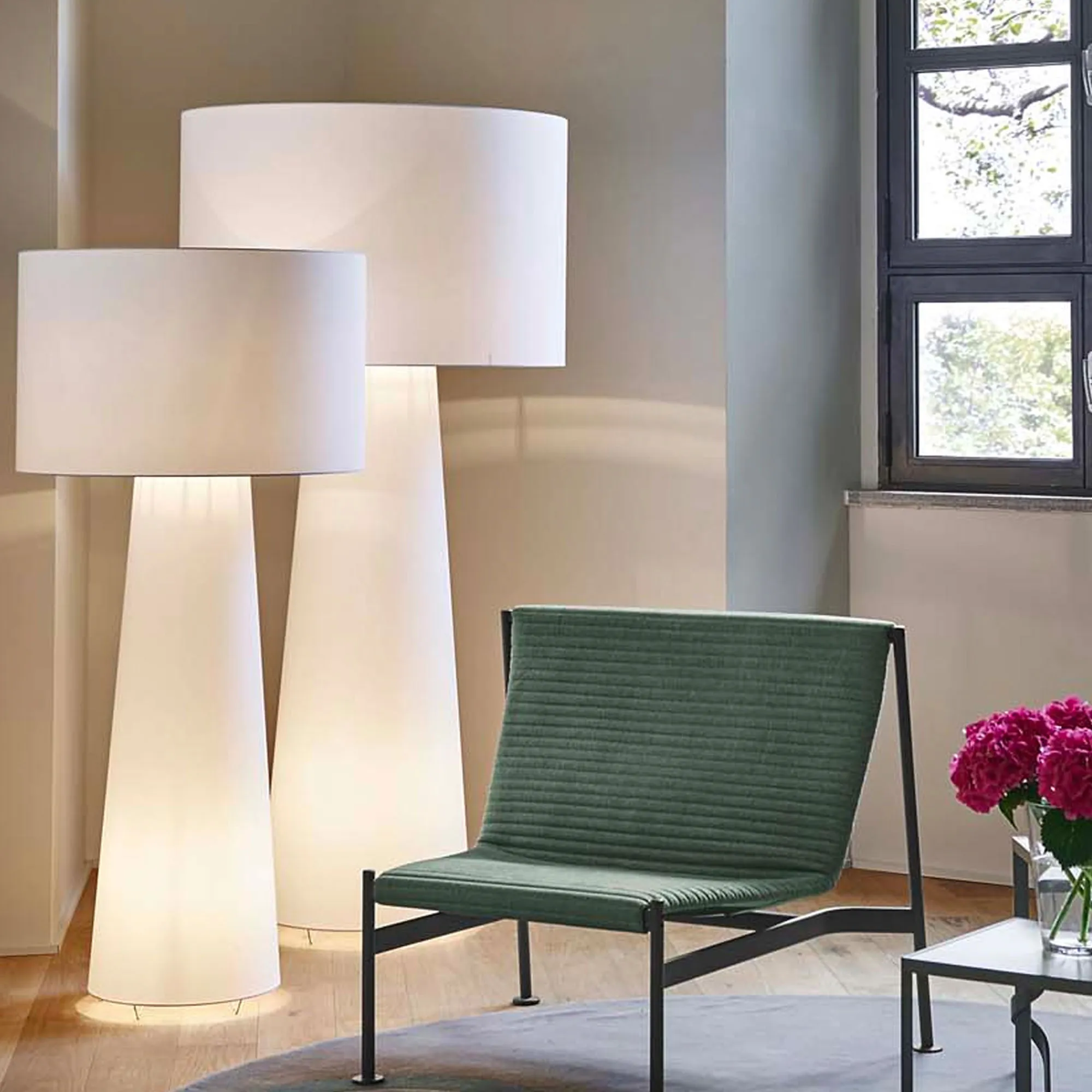 Big Shadow Floorlamp - 2