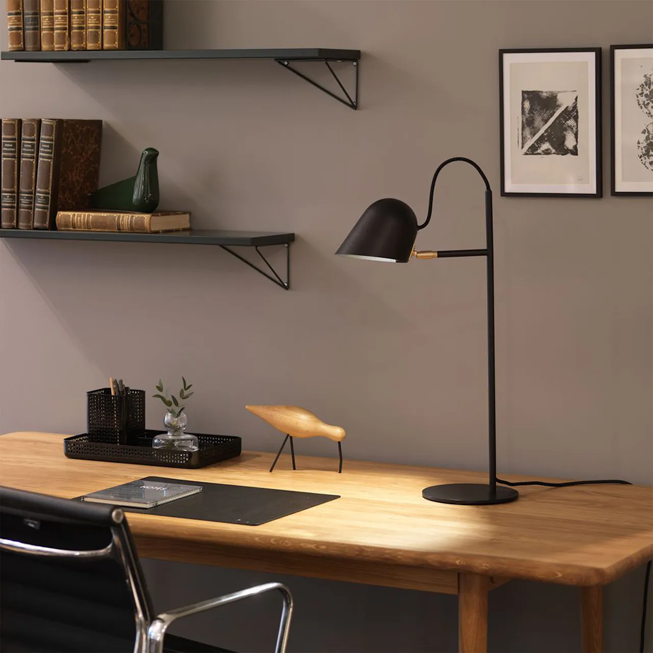 Streck Table Lamp