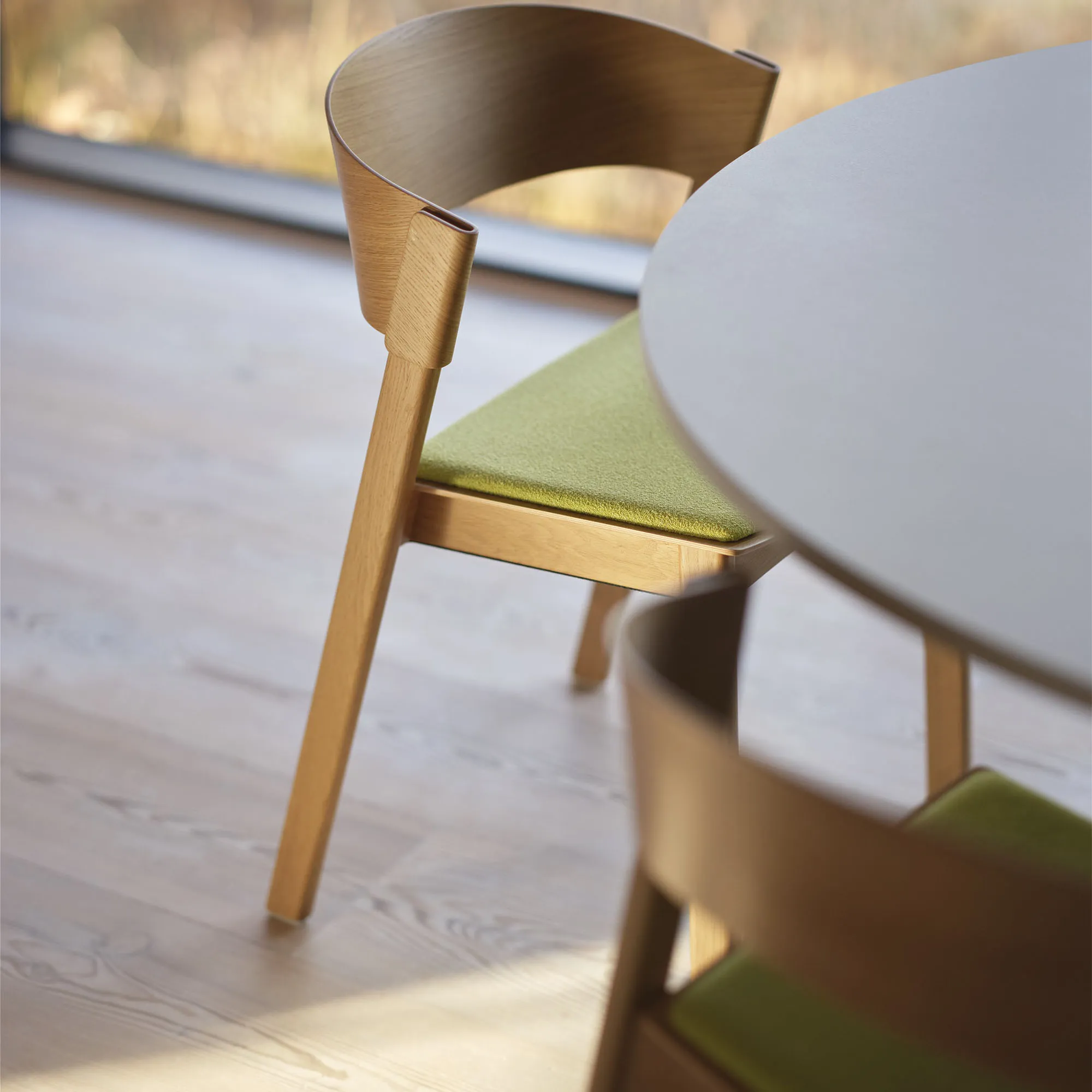 Midst dining table 140 cm - 3