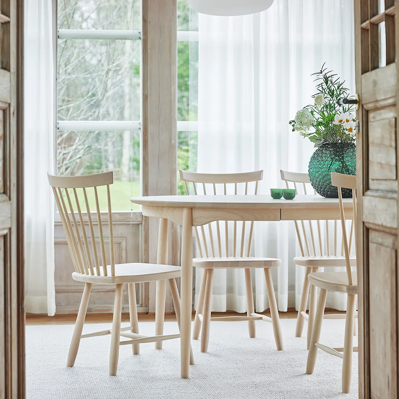 Carl dining table Ø115 cm extendable without insert leaf