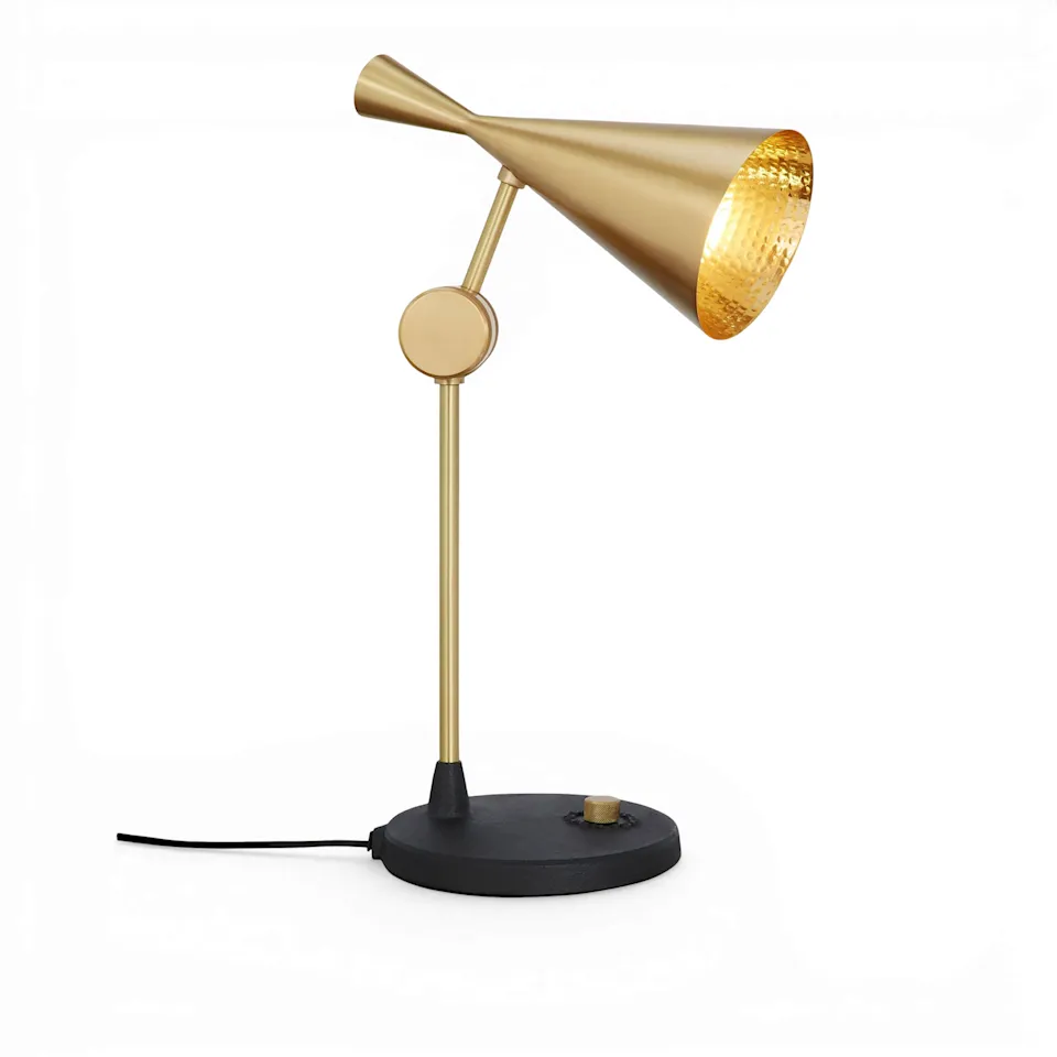 Beat table lamp