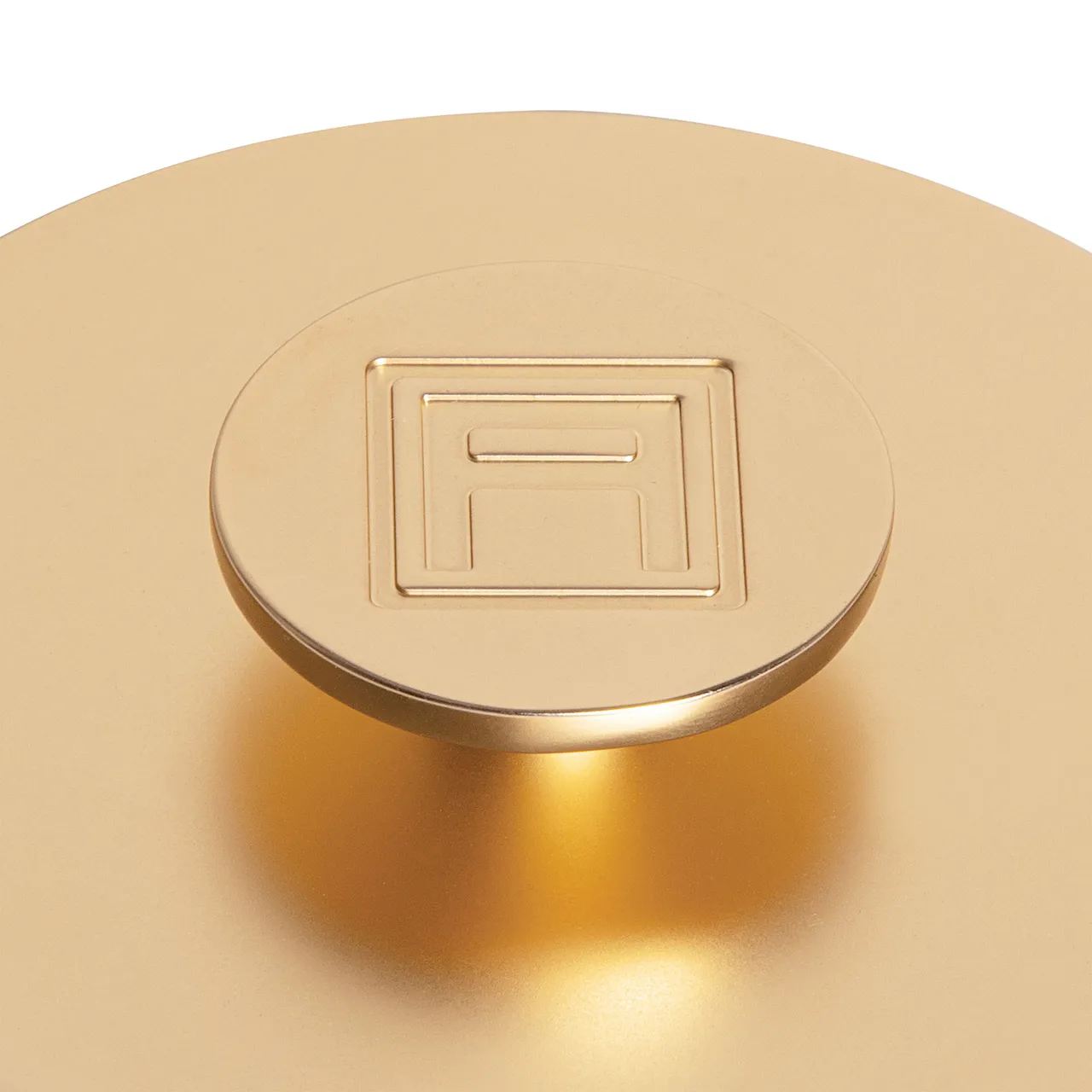 Candle lid brass