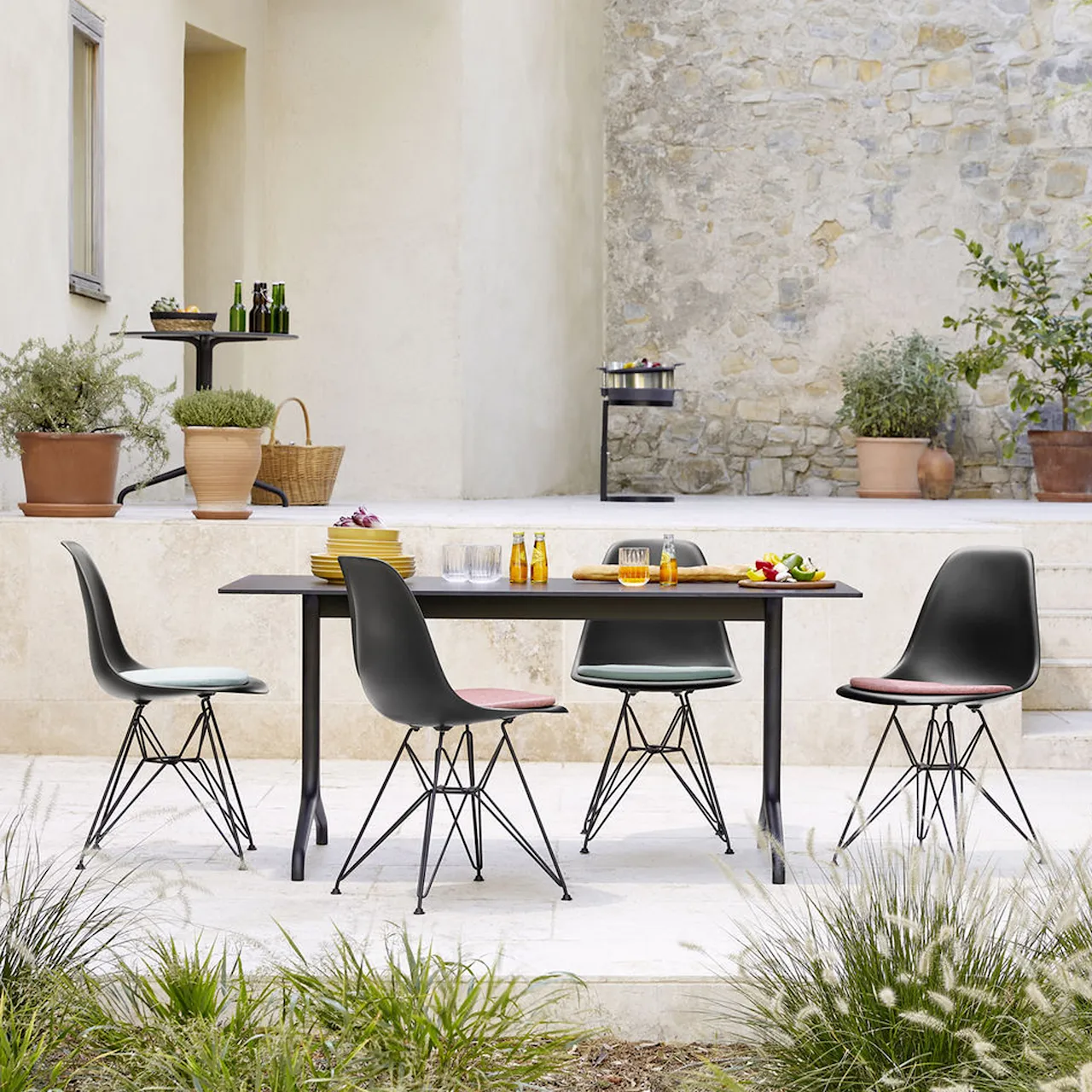 Eames Plastic Chair DSR 56 Granite Grey Basic Dark Base