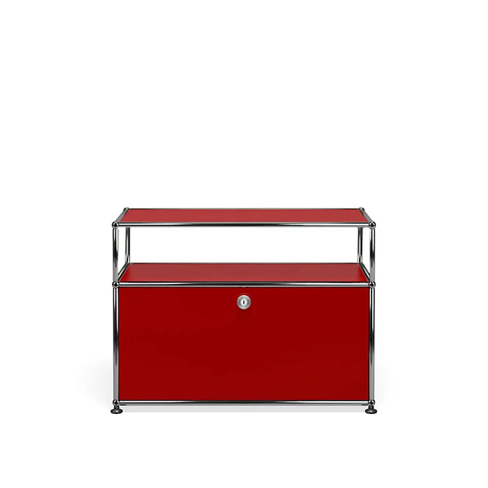 USM Haller 23, USM Ruby Red