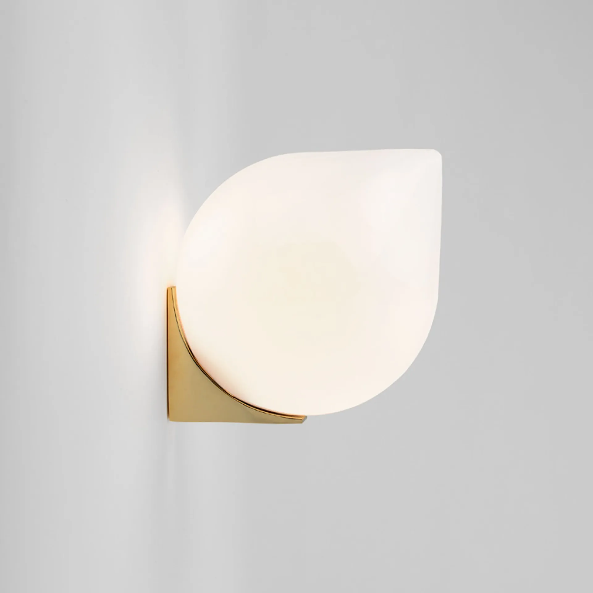 Bob Wall - Michael Anastassiades - Michael Anastassiades - NO GA