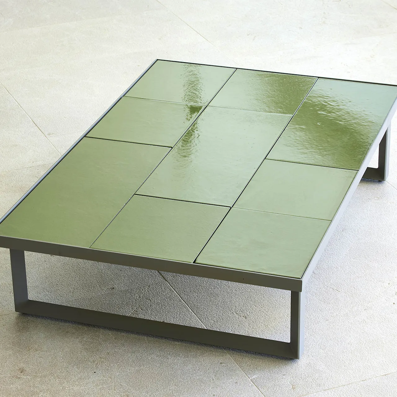 Glaze Coffee table 70 x 120 cm