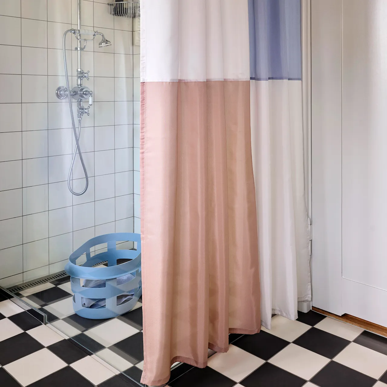 Check suihkuverho