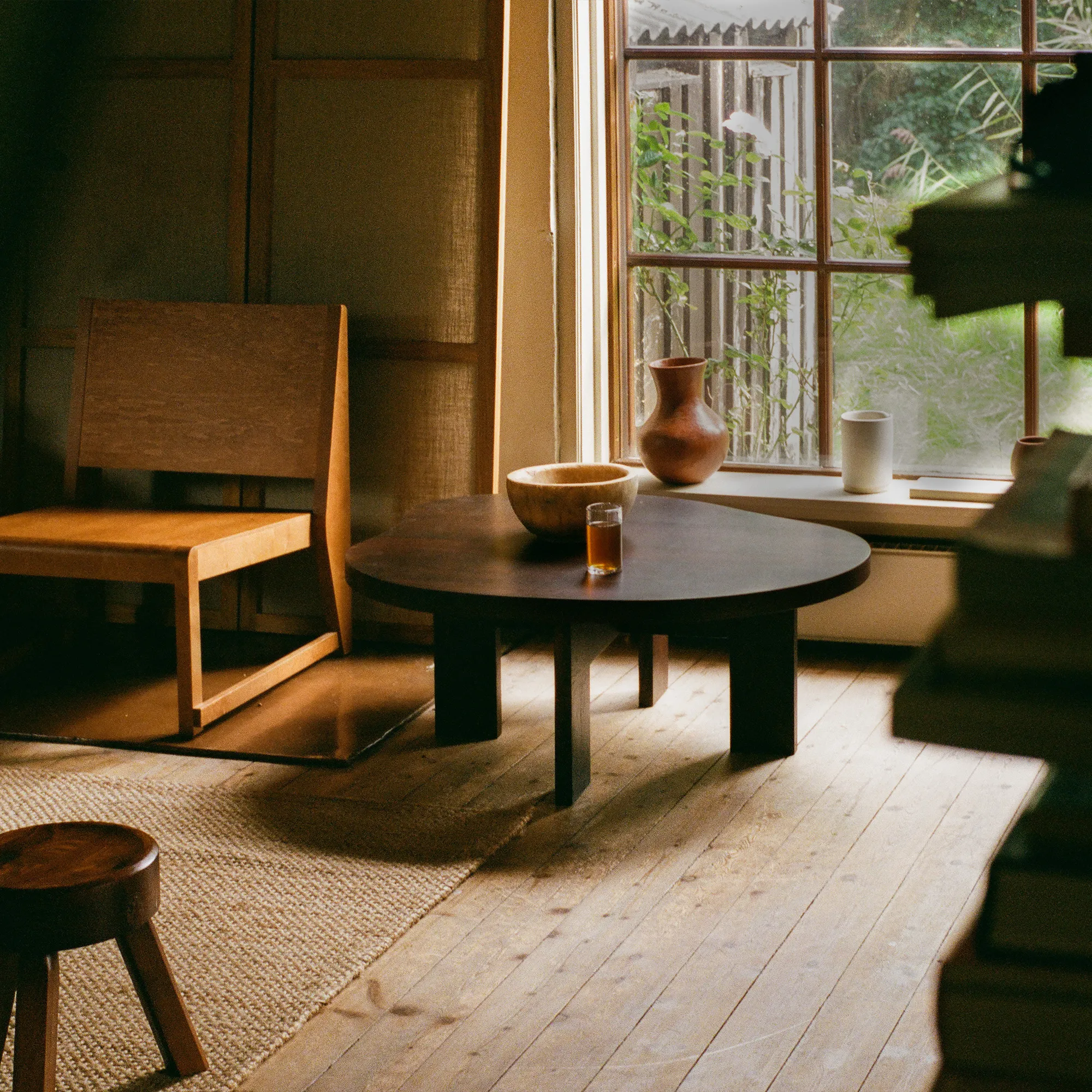 Farmhouse Pond Coffee Table - 13