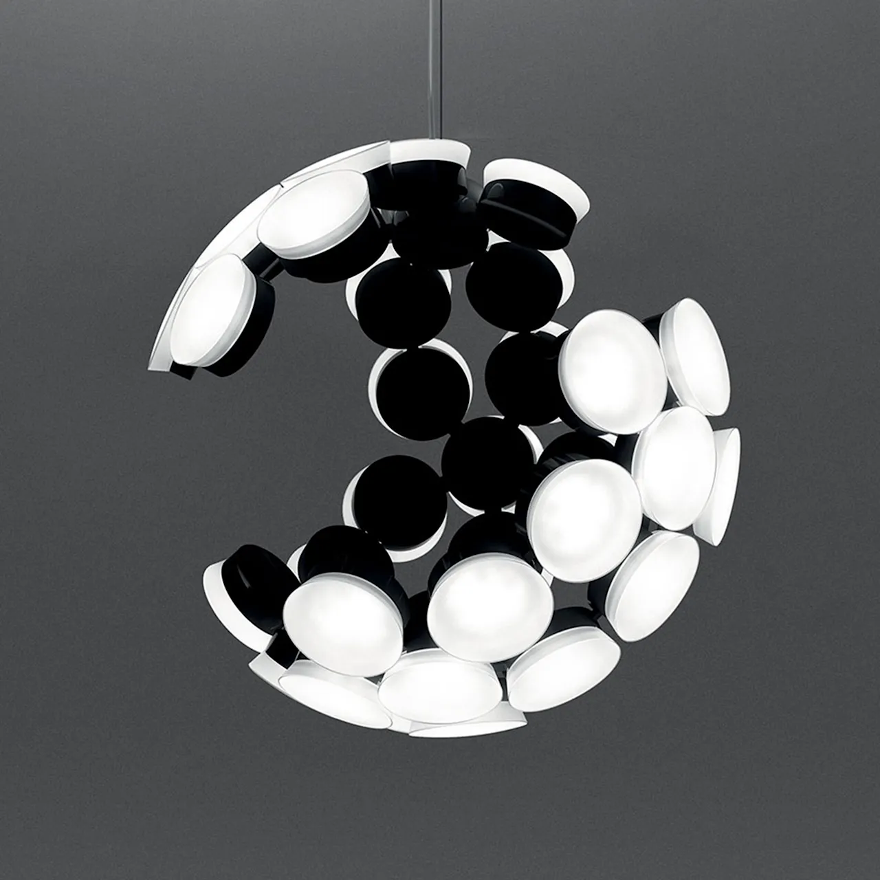 Scopas Pendant Lamp