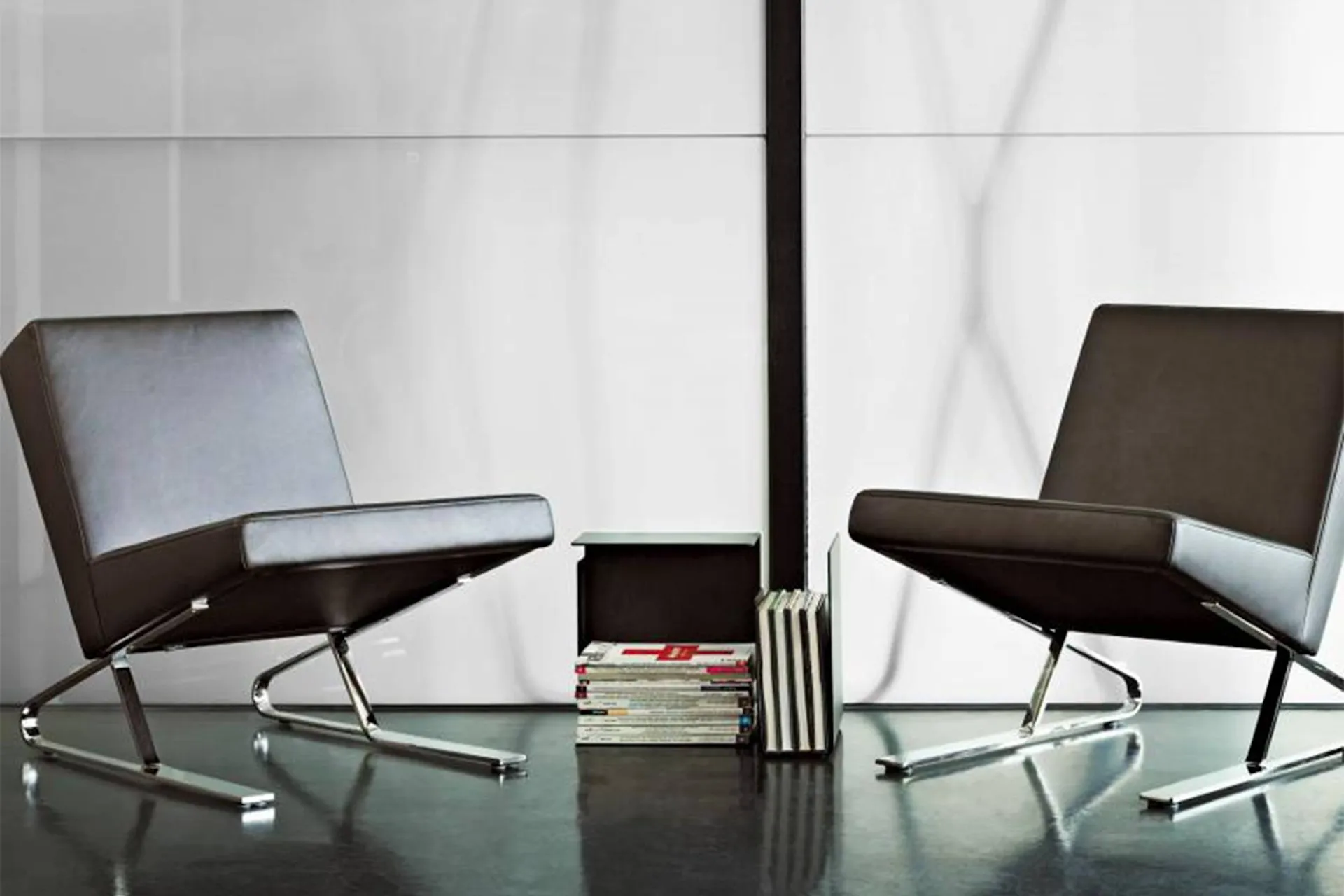 Diana C Side table - ClassiCon - Konstantin Grcic - NO GA