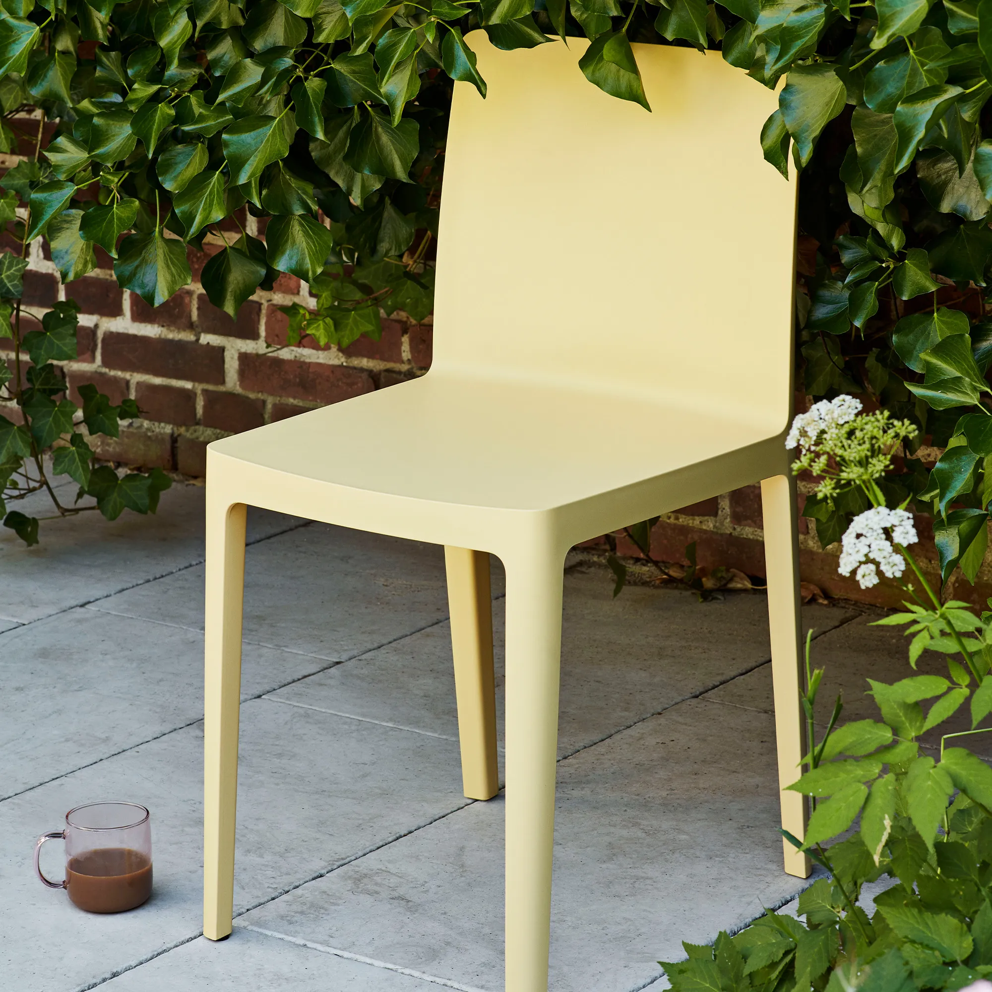 Élémentaire Seat Cushion Outdoor Chair