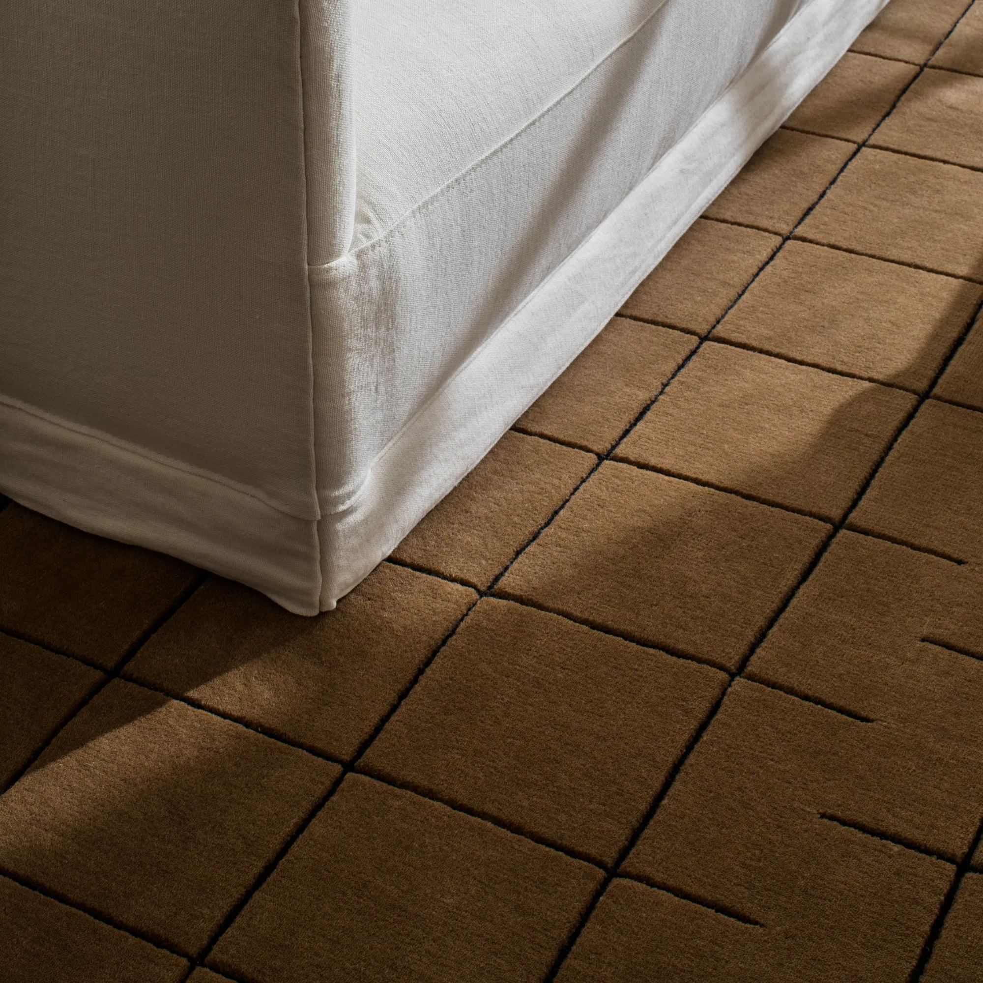 Grid Chestnut/Black Wool Rug - 12