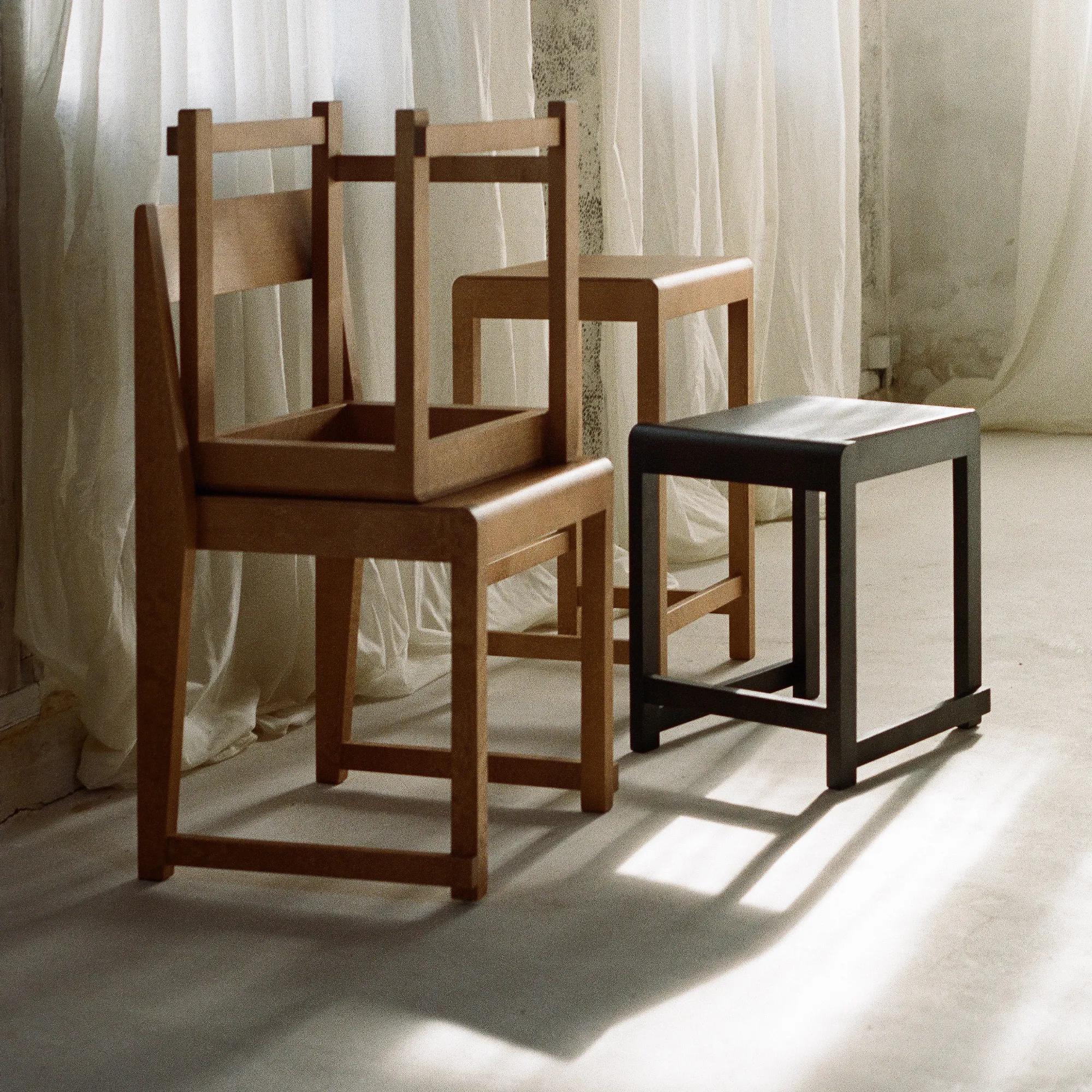 Low Stool 01 jakkara - 16