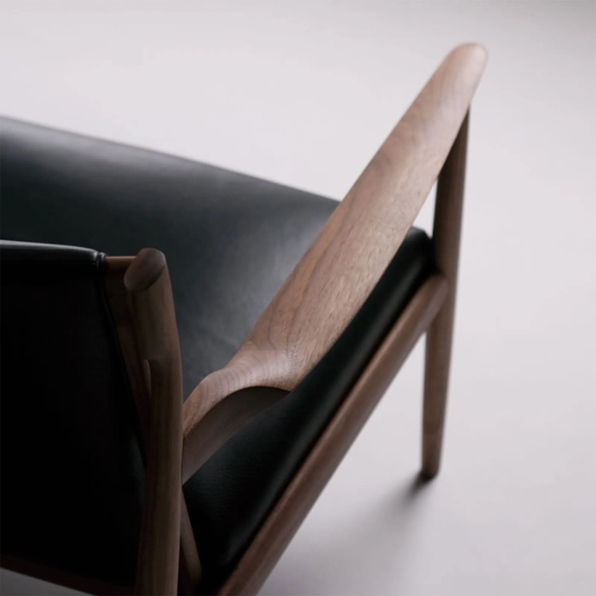 Claude Easy Chair - 4