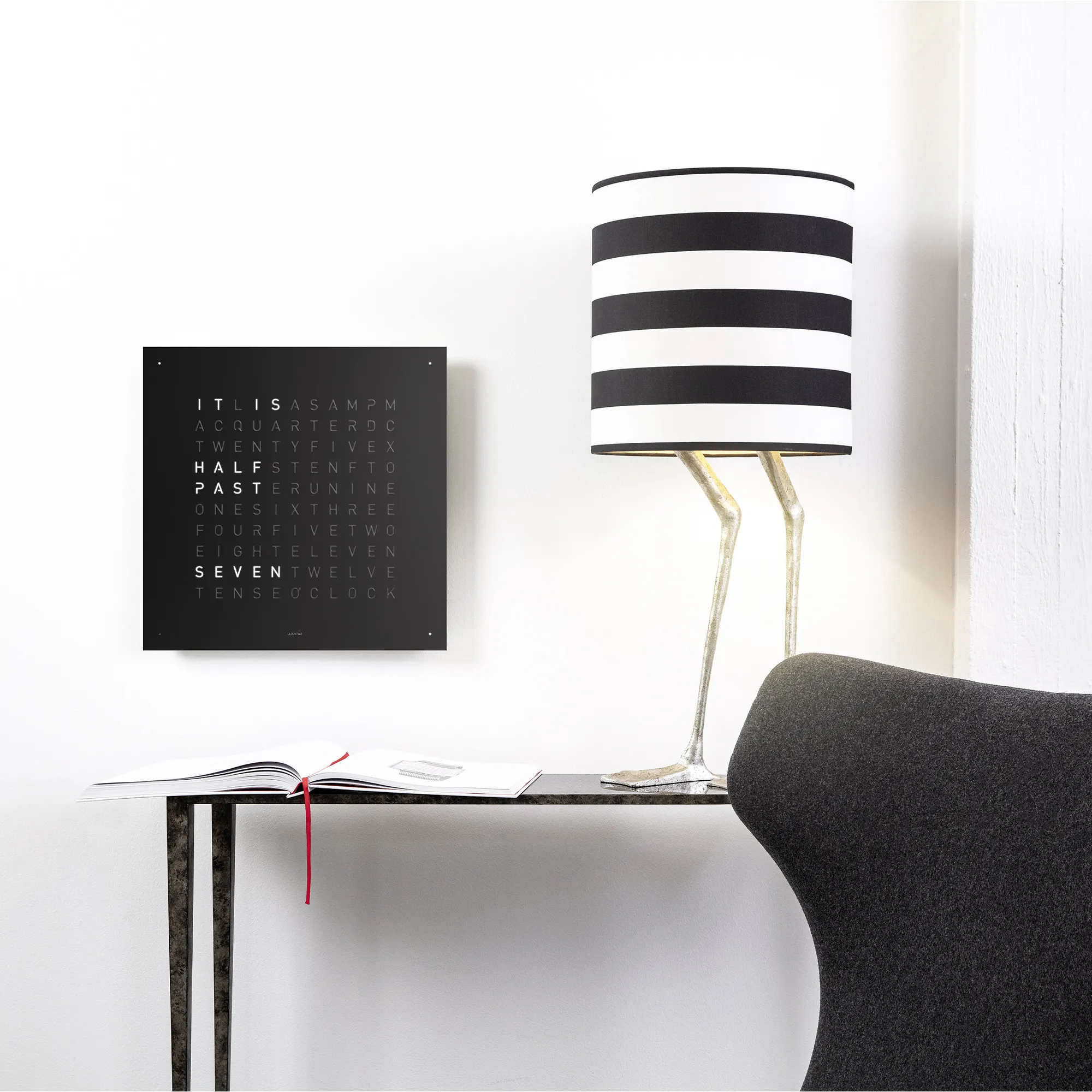Qlocktwo Earth 45 Creator's Edition – Black Pepper - 4
