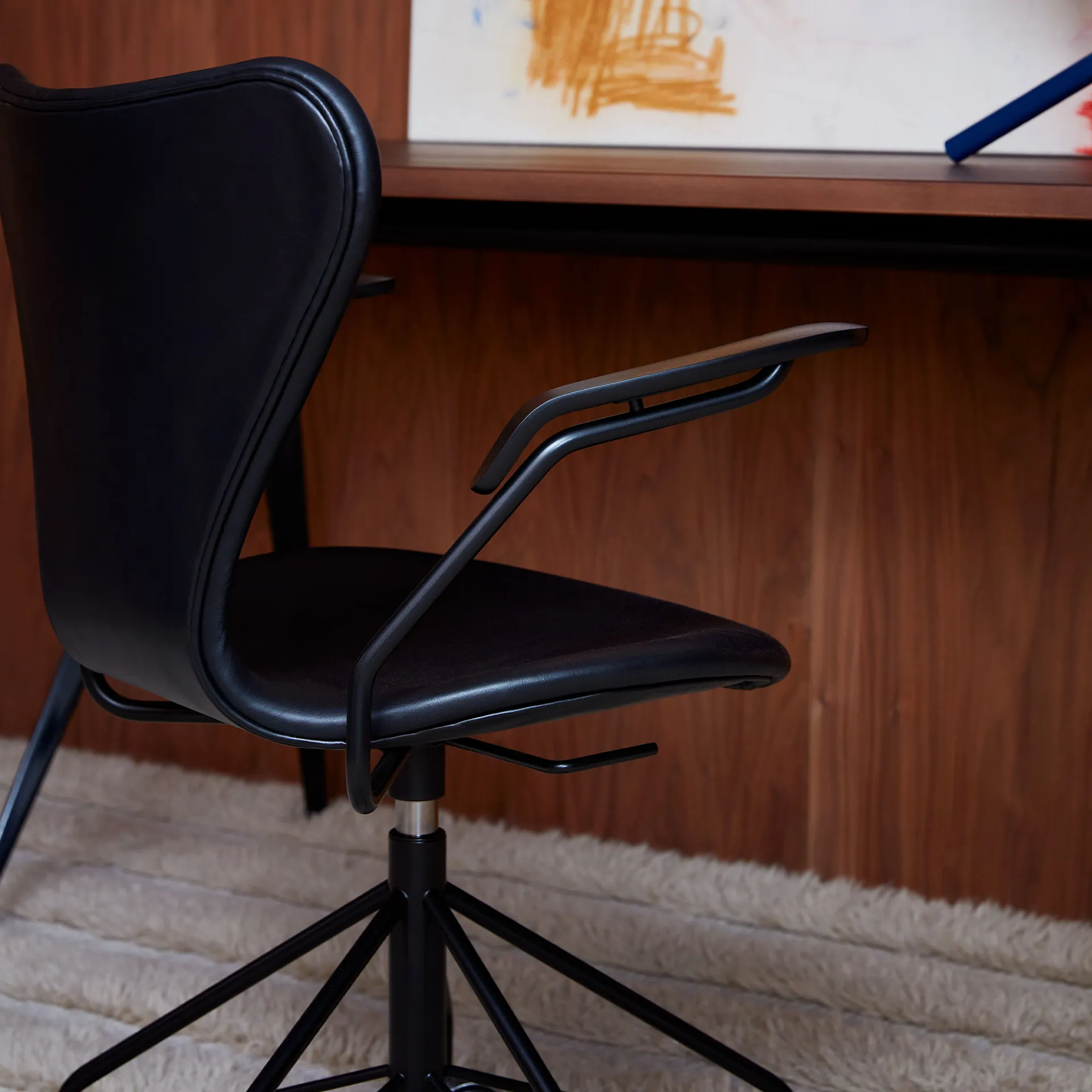 3217 Series 7 Office Chair Full Upholstered Black Special Edition - Fritz Hansen - Arne Jacobsen - NO GA