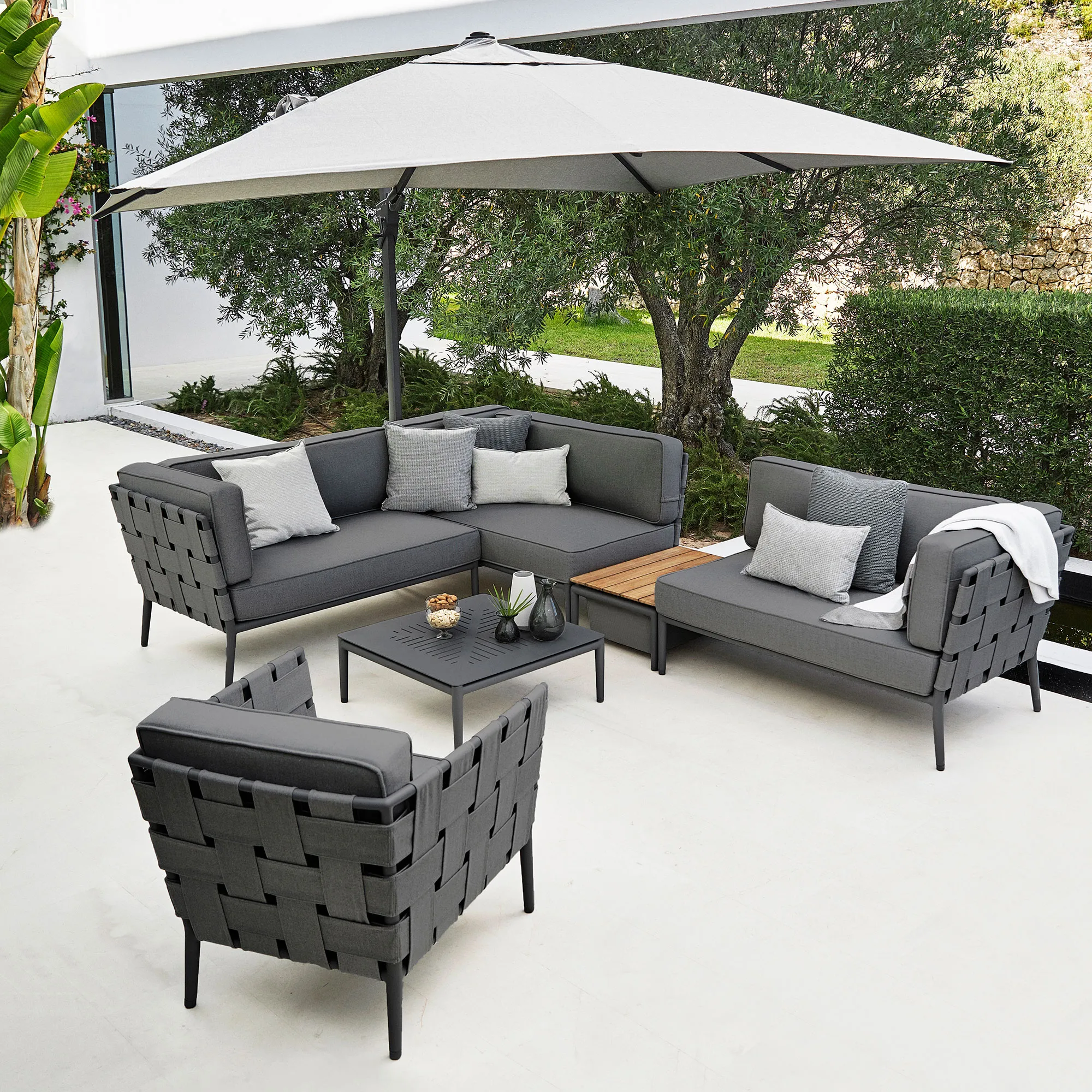 Conic Lounge Chair - 4