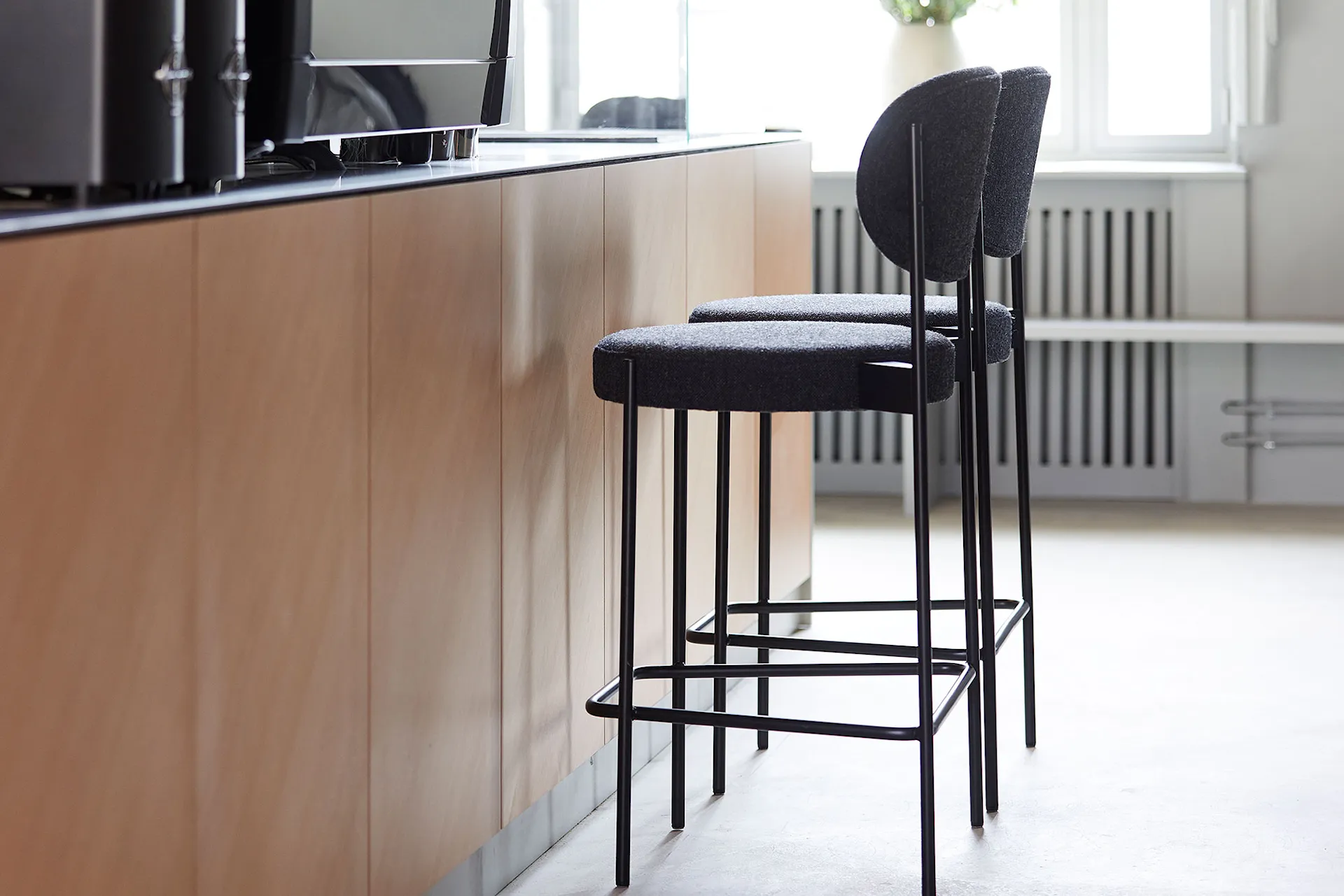 Buy Series 430 Bar Stool from Verpan NO GA