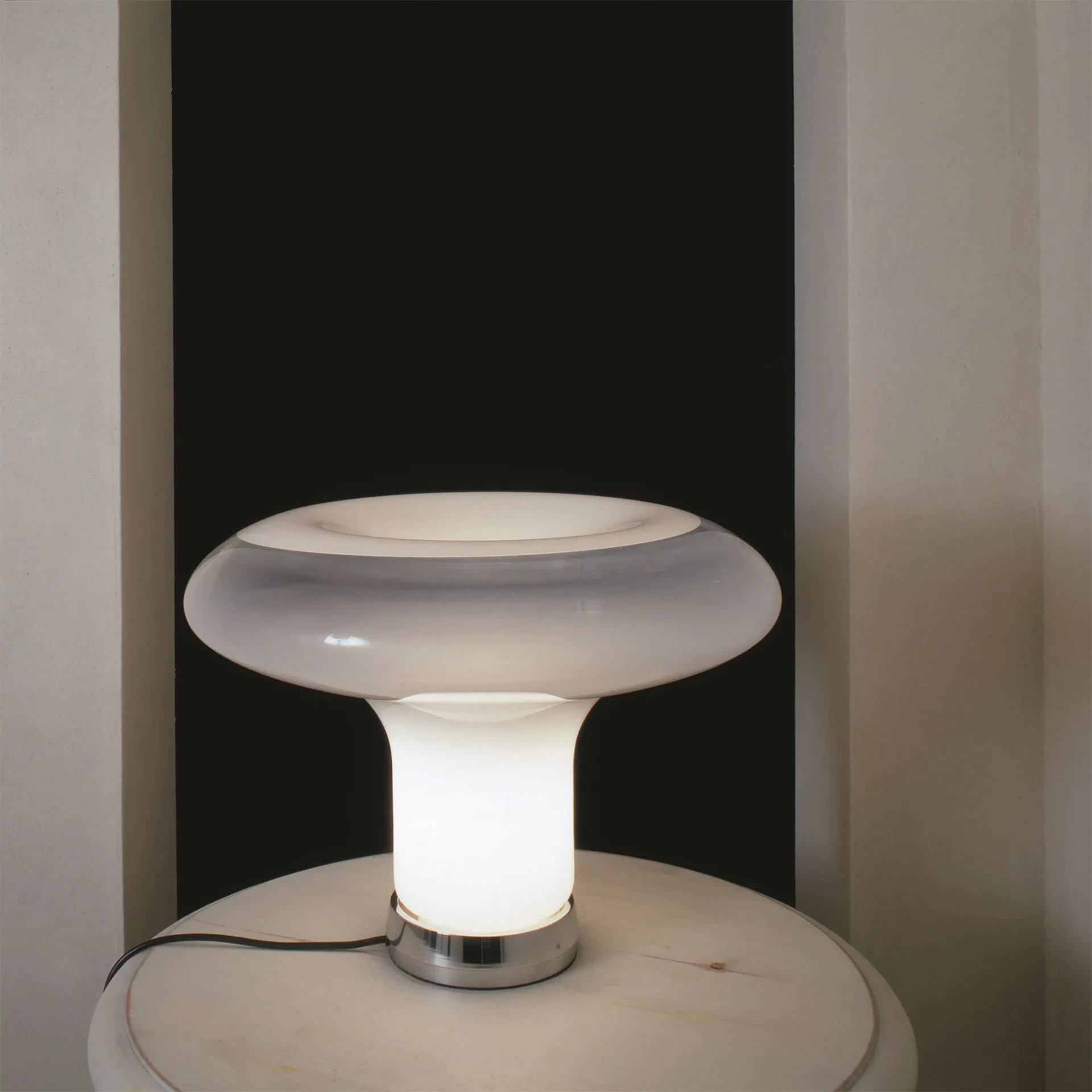 Lesbo Table Lamp - Artemide - NO GA