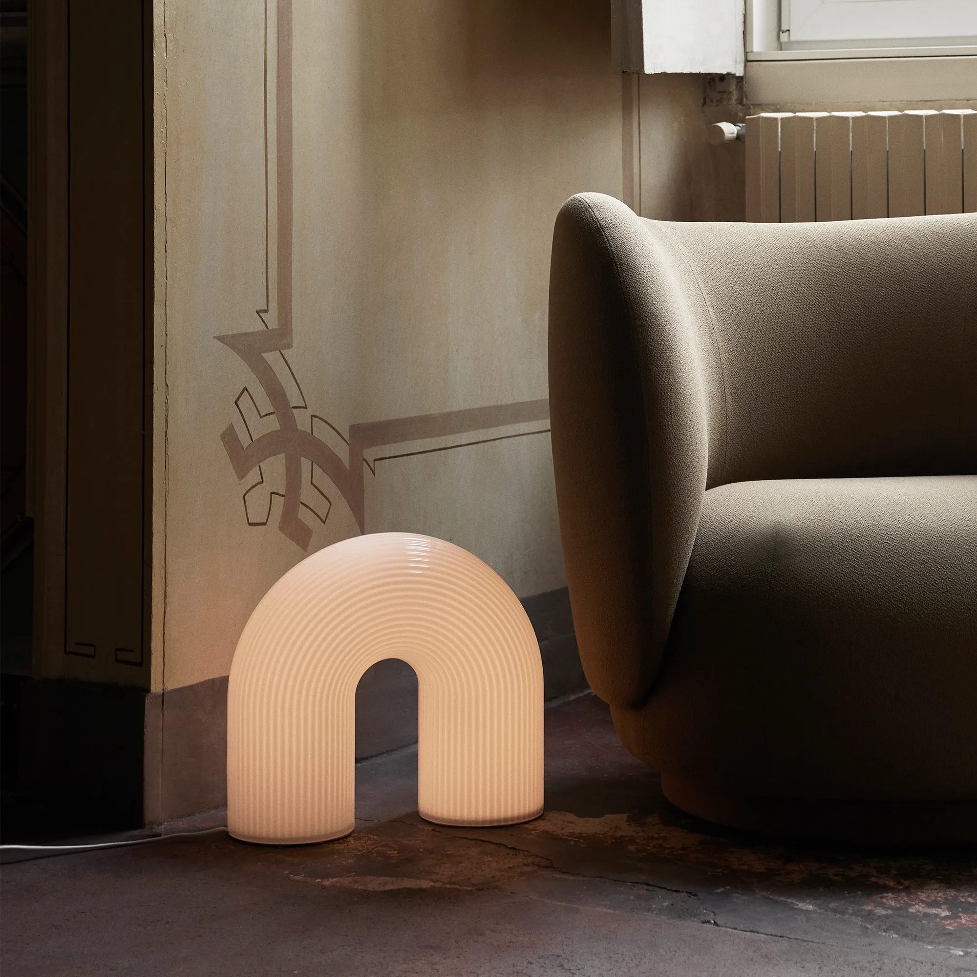 Vuelta Floor Lamp - 2